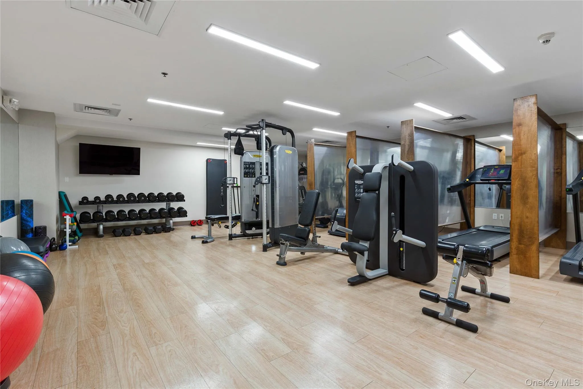 1 Renaissance Square, White Plains, NY, 3 Bedrooms Bedrooms, 5 Rooms Rooms,3 BathroomsBathrooms,Residential,For Rent,Renaissance,0,1001101 1 Renaissance Square, White Plains, NY, 3 Bedrooms Bedrooms, 5 Rooms Rooms,3 BathroomsBathrooms,Residential,For Rent,Renaissance,0,1001101