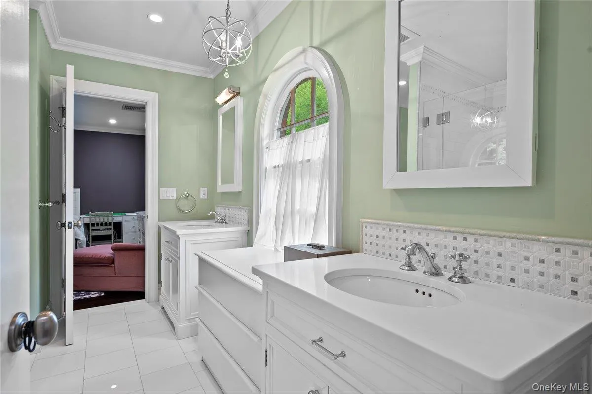7 Harcourt Road, Scarsdale, NY, 6 Bedrooms Bedrooms, 11 Rooms Rooms,5 BathroomsBathrooms,Residential Lease,For Rent,Harcourt,0,1001102 7 Harcourt Road, Scarsdale, NY, 6 Bedrooms Bedrooms, 11 Rooms Rooms,5 BathroomsBathrooms,Residential Lease,For Rent,Harcourt,0,1001102