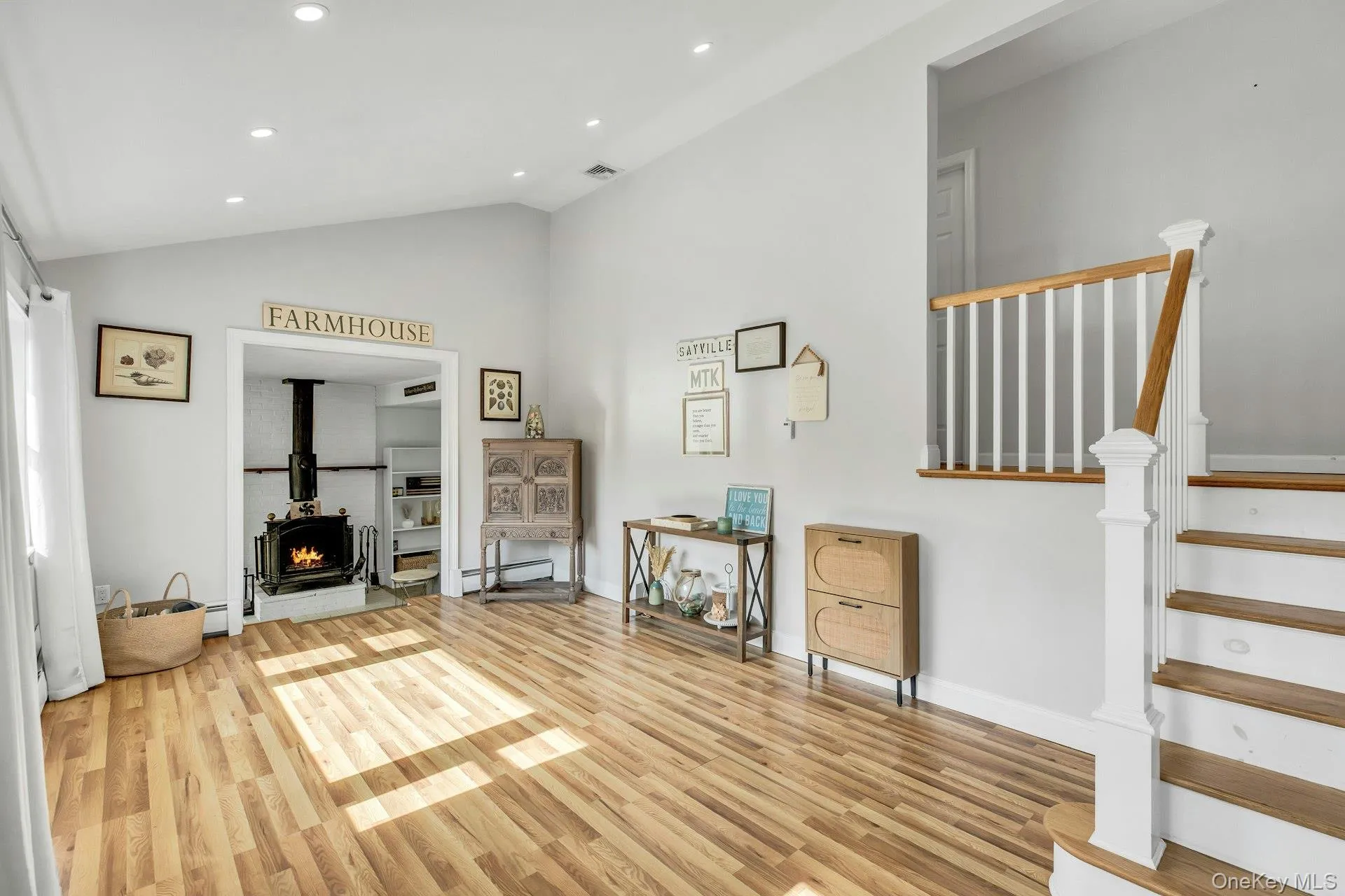 121 Lowell Road, Islip, NY, 4 Bedrooms Bedrooms, 9 Rooms Rooms,2 BathroomsBathrooms,Residential,For Rent,Lowell,0,1001107 121 Lowell Road, Islip, NY, 4 Bedrooms Bedrooms, 9 Rooms Rooms,2 BathroomsBathrooms,Residential,For Rent,Lowell,0,1001107