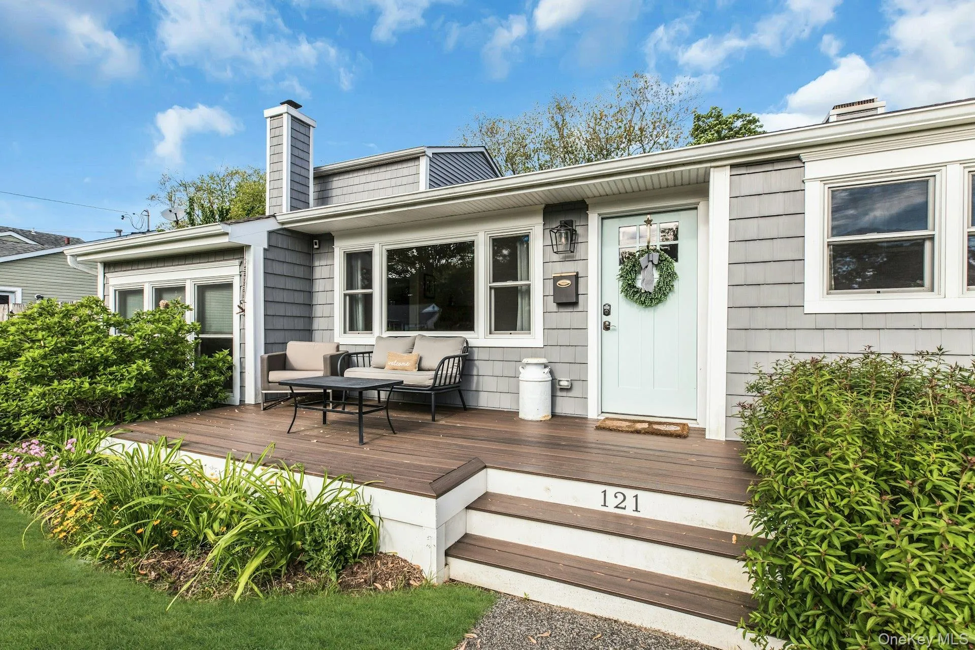 121 Lowell Road, Islip, NY, 4 Bedrooms Bedrooms, 9 Rooms Rooms,2 BathroomsBathrooms,Residential,For Rent,Lowell,0,1001107 121 Lowell Road, Islip, NY, 4 Bedrooms Bedrooms, 9 Rooms Rooms,2 BathroomsBathrooms,Residential,For Rent,Lowell,0,1001107