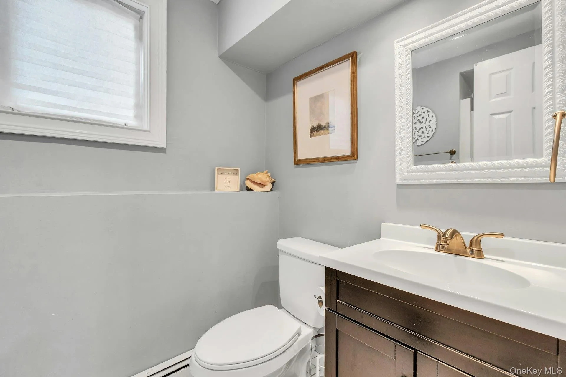 121 Lowell Road, Islip, NY, 4 Bedrooms Bedrooms, 9 Rooms Rooms,2 BathroomsBathrooms,Residential,For Rent,Lowell,0,1001107 121 Lowell Road, Islip, NY, 4 Bedrooms Bedrooms, 9 Rooms Rooms,2 BathroomsBathrooms,Residential,For Rent,Lowell,0,1001107