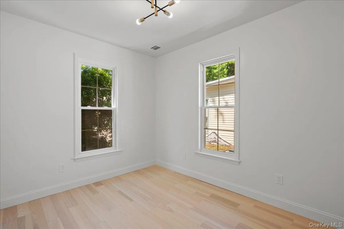 101 1st Avenue, Orangetown, NY, 3 Bedrooms Bedrooms, 8 Rooms Rooms,2 BathroomsBathrooms,Residential Lease,For Rent,1st,0,1001110 101 1st Avenue, Orangetown, NY, 3 Bedrooms Bedrooms, 8 Rooms Rooms,2 BathroomsBathrooms,Residential Lease,For Rent,1st,0,1001110
