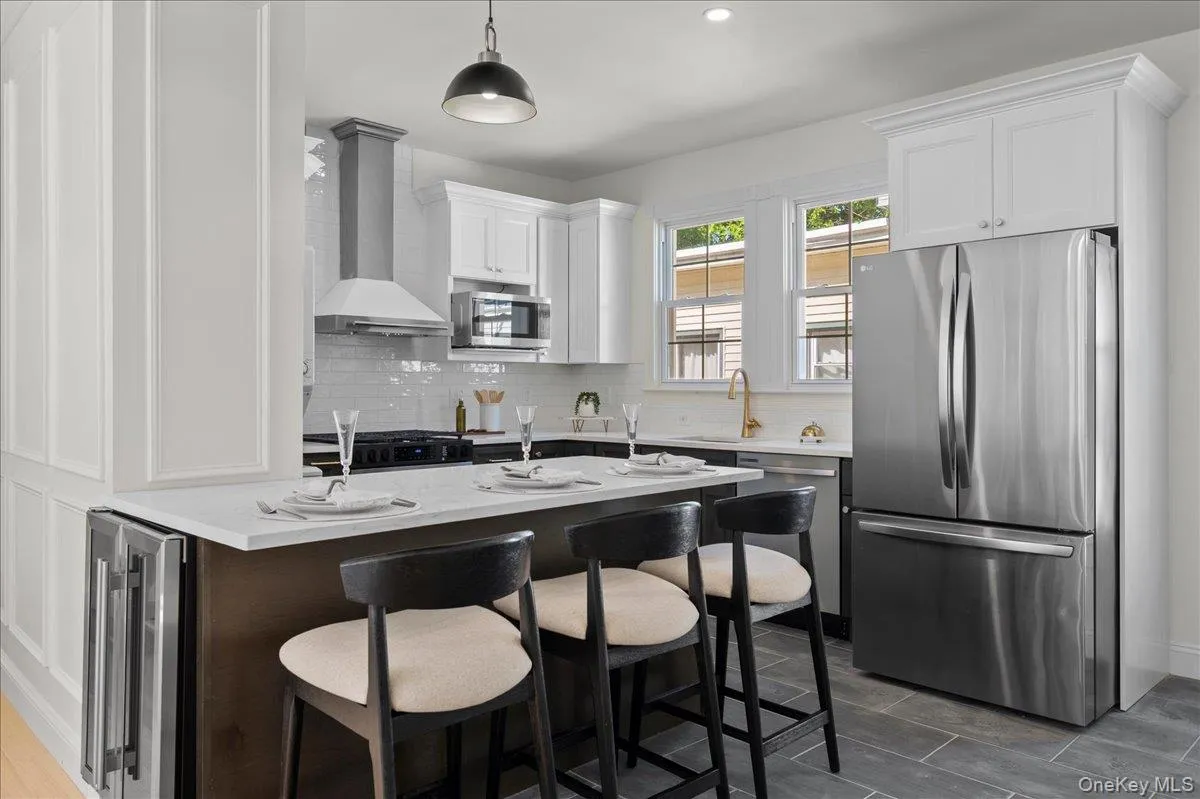 101 1st Avenue, Orangetown, NY, 3 Bedrooms Bedrooms, 8 Rooms Rooms,2 BathroomsBathrooms,Residential Lease,For Rent,1st,0,1001110 101 1st Avenue, Orangetown, NY, 3 Bedrooms Bedrooms, 8 Rooms Rooms,2 BathroomsBathrooms,Residential Lease,For Rent,1st,0,1001110