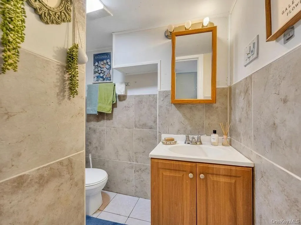48 Grove Street, Oyster Bay, NY, 4 Bedrooms Bedrooms, 12 Rooms Rooms,4 BathroomsBathrooms,Residential Sale,For Rent,Grove,0,1001111 48 Grove Street, Oyster Bay, NY, 4 Bedrooms Bedrooms, 12 Rooms Rooms,4 BathroomsBathrooms,Residential Sale,For Rent,Grove,0,1001111