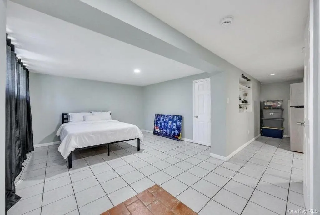 48 Grove Street, Oyster Bay, NY, 4 Bedrooms Bedrooms, 12 Rooms Rooms,4 BathroomsBathrooms,Residential Sale,For Rent,Grove,0,1001111 48 Grove Street, Oyster Bay, NY, 4 Bedrooms Bedrooms, 12 Rooms Rooms,4 BathroomsBathrooms,Residential Sale,For Rent,Grove,0,1001111