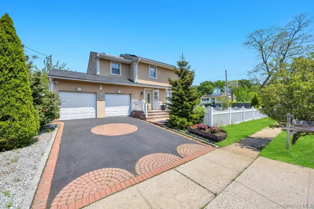 48 Grove Street, Oyster Bay, NY, 4 Bedrooms Bedrooms, 12 Rooms Rooms,4 BathroomsBathrooms,Residential Sale,For Rent,Grove,0,1001111 48 Grove Street, Oyster Bay, NY, 4 Bedrooms Bedrooms, 12 Rooms Rooms,4 BathroomsBathrooms,Residential Sale,For Rent,Grove,0,1001111