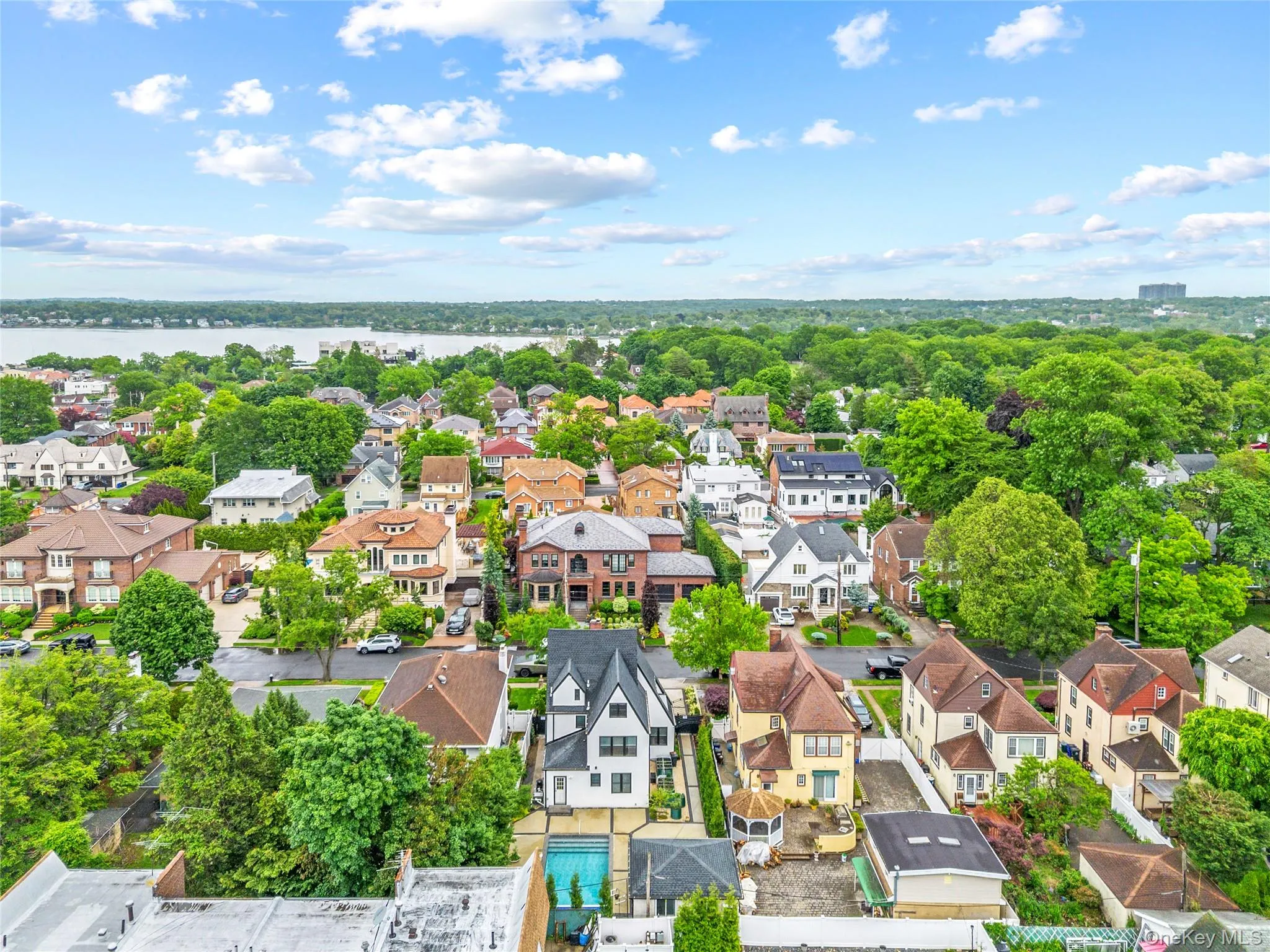 29-40 214th Street, New York, NY, 4 Bedrooms Bedrooms, 11 Rooms Rooms,4 BathroomsBathrooms,Residential,For Rent,214th,0,1001115 29-40 214th Street, New York, NY, 4 Bedrooms Bedrooms, 11 Rooms Rooms,4 BathroomsBathrooms,Residential,For Rent,214th,0,1001115