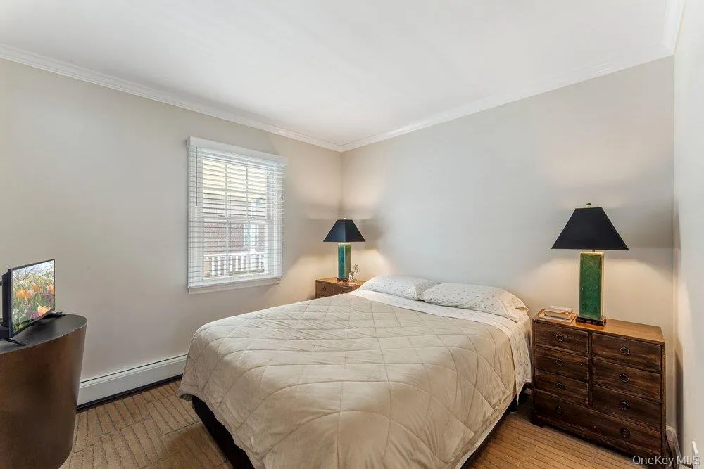 28 Satinwood Road, Oyster Bay, NY, 4 Bedrooms Bedrooms, 9 Rooms Rooms,2 BathroomsBathrooms,Residential,For Rent,Satinwood,0,1001116 28 Satinwood Road, Oyster Bay, NY, 4 Bedrooms Bedrooms, 9 Rooms Rooms,2 BathroomsBathrooms,Residential,For Rent,Satinwood,0,1001116