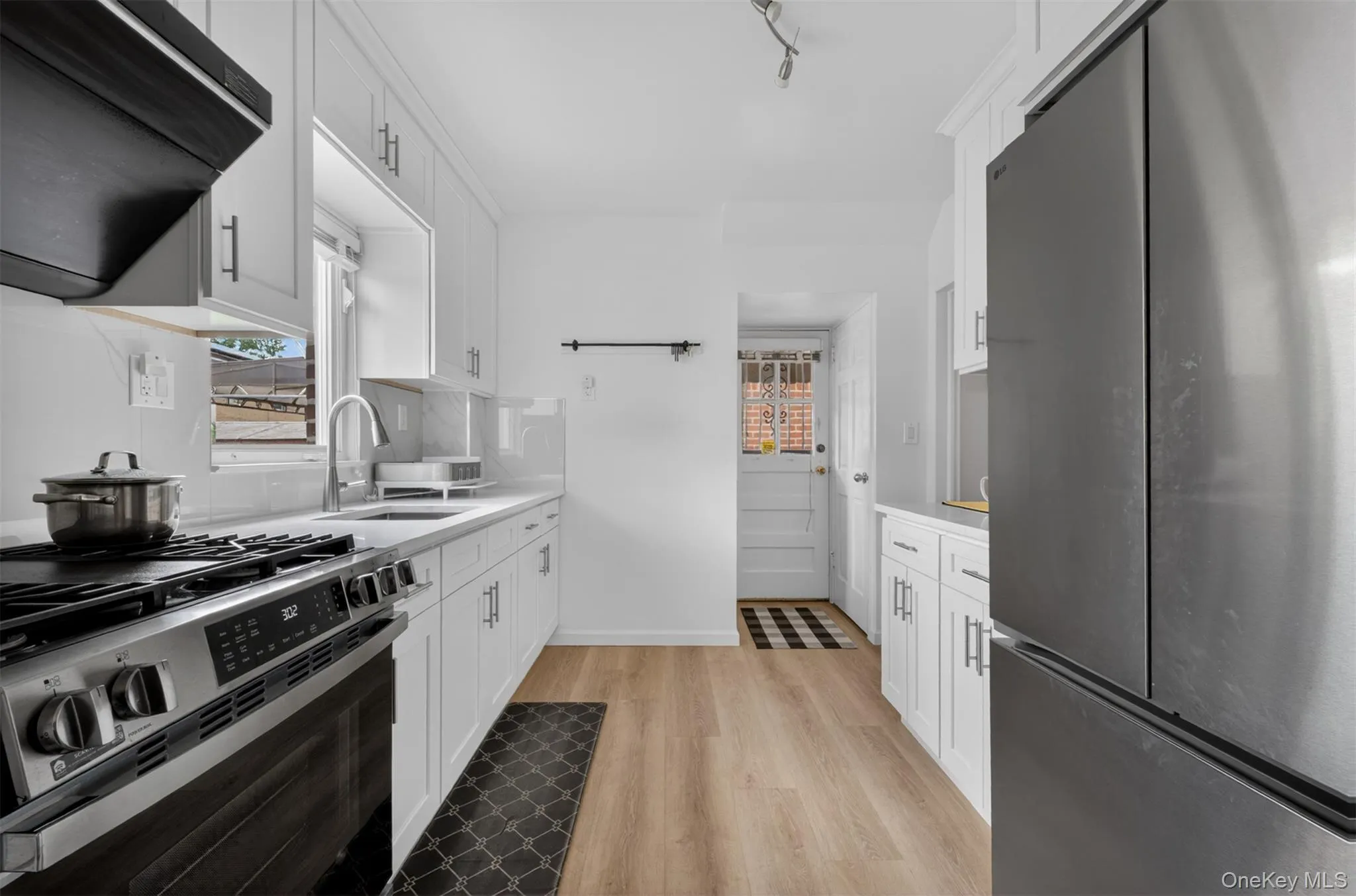 32-34 147th Place, New York, NY, 3 Bedrooms Bedrooms, 9 Rooms Rooms,1 BathroomBathrooms,Residential,For Rent,147th,0,1001118 32-34 147th Place, New York, NY, 3 Bedrooms Bedrooms, 9 Rooms Rooms,1 BathroomBathrooms,Residential,For Rent,147th,0,1001118