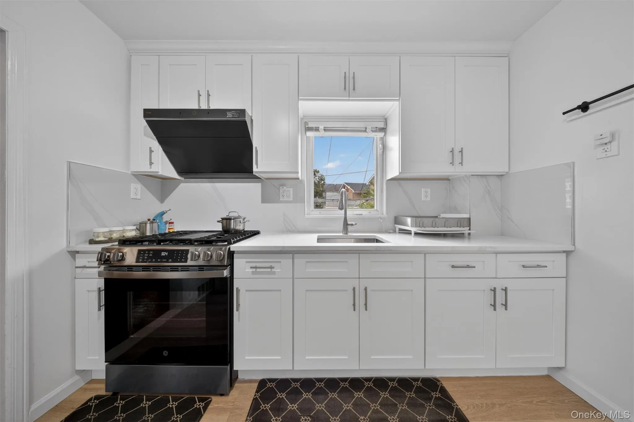 32-34 147th Place, New York, NY, 3 Bedrooms Bedrooms, 9 Rooms Rooms,1 BathroomBathrooms,Residential,For Rent,147th,0,1001118 32-34 147th Place, New York, NY, 3 Bedrooms Bedrooms, 9 Rooms Rooms,1 BathroomBathrooms,Residential,For Rent,147th,0,1001118