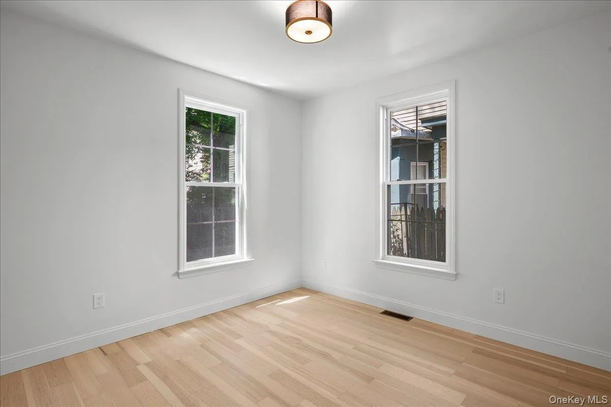 101 1st Avenue, Orangetown, NY, 3 Bedrooms Bedrooms, 8 Rooms Rooms,2 BathroomsBathrooms,Residential Lease,For Rent,1st,0,1001120 101 1st Avenue, Orangetown, NY, 3 Bedrooms Bedrooms, 8 Rooms Rooms,2 BathroomsBathrooms,Residential Lease,For Rent,1st,0,1001120