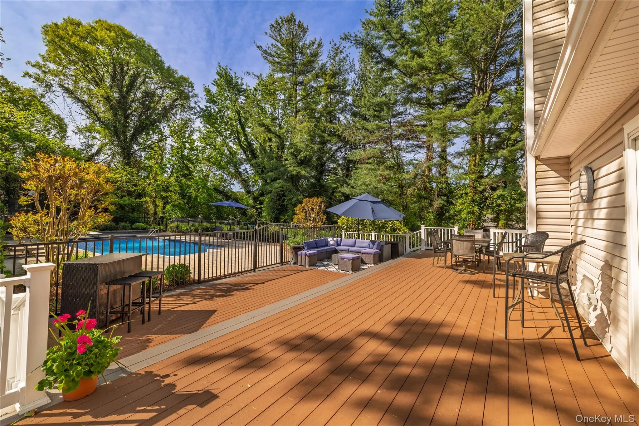 4 Crabapple Court, Brookhaven, NY, 6 Bedrooms Bedrooms, 10 Rooms Rooms,2 BathroomsBathrooms,Residential,For Rent,Crabapple,0,1001121 4 Crabapple Court, Brookhaven, NY, 6 Bedrooms Bedrooms, 10 Rooms Rooms,2 BathroomsBathrooms,Residential,For Rent,Crabapple,0,1001121