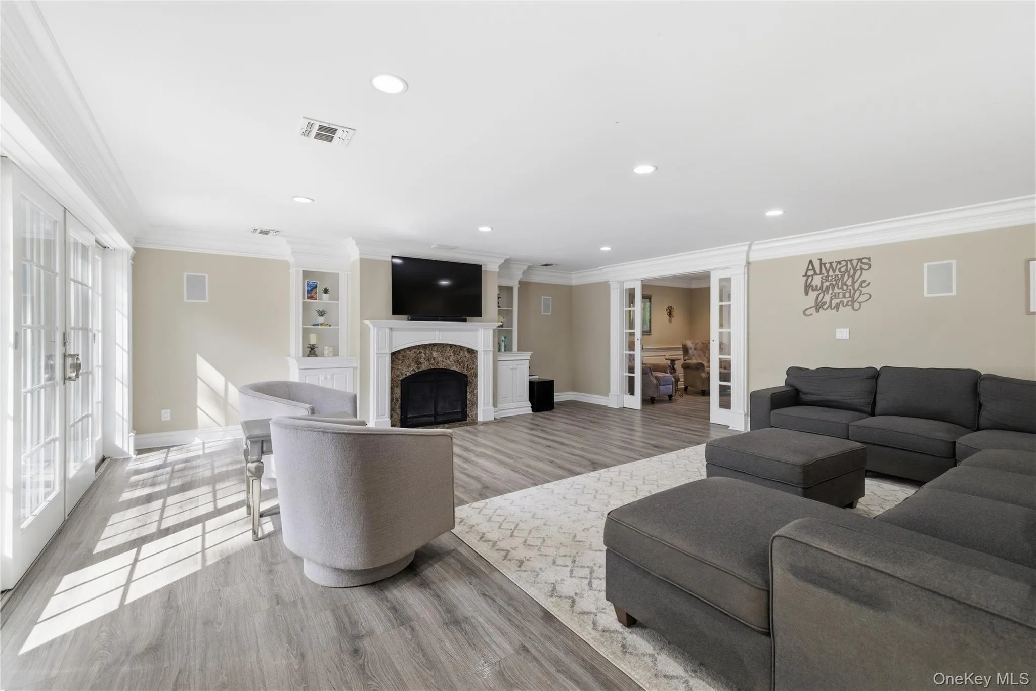 4 Crabapple Court, Brookhaven, NY, 6 Bedrooms Bedrooms, 10 Rooms Rooms,2 BathroomsBathrooms,Residential,For Rent,Crabapple,0,1001121 4 Crabapple Court, Brookhaven, NY, 6 Bedrooms Bedrooms, 10 Rooms Rooms,2 BathroomsBathrooms,Residential,For Rent,Crabapple,0,1001121