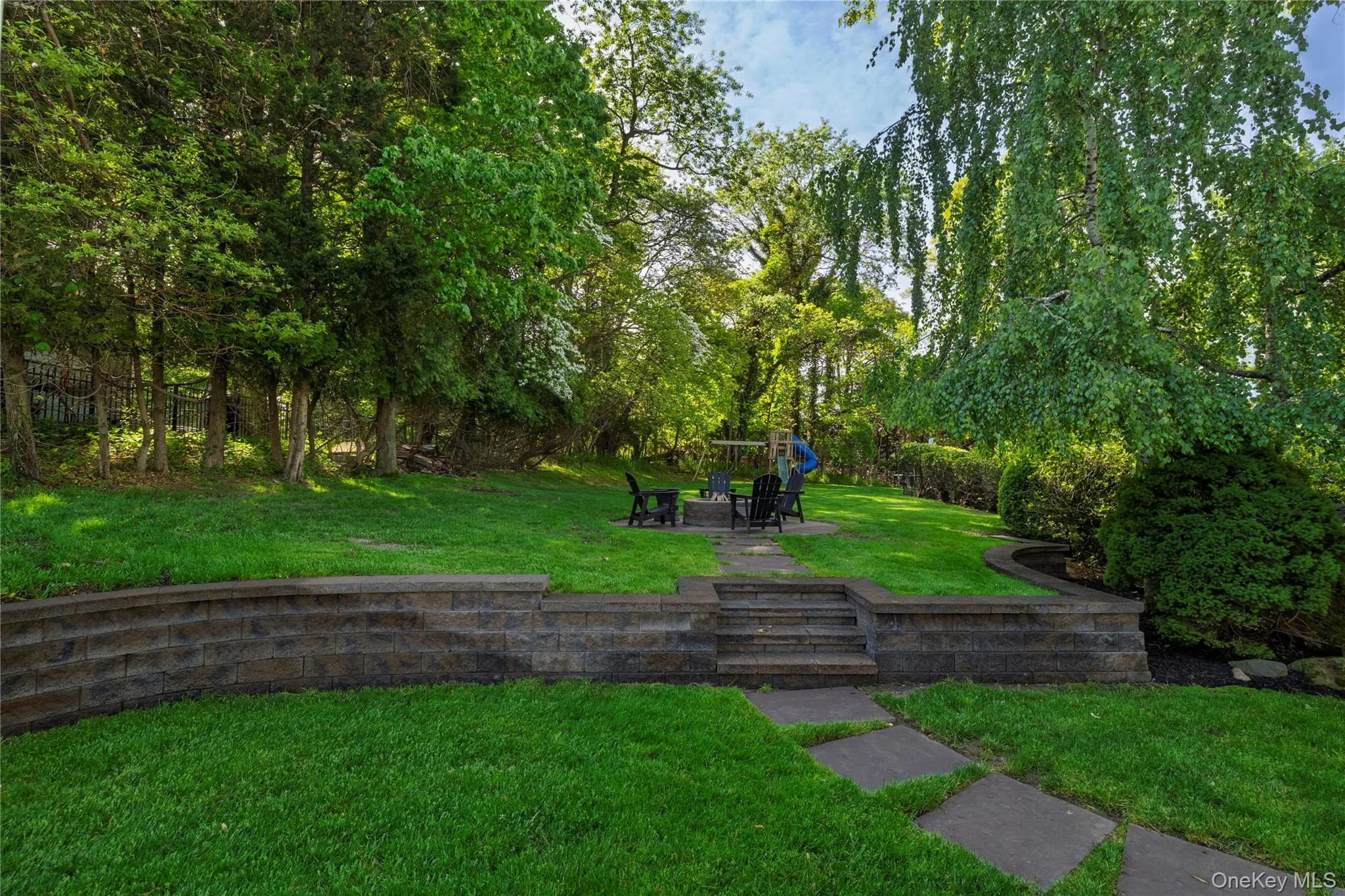 4 Crabapple Court, Brookhaven, NY, 6 Bedrooms Bedrooms, 10 Rooms Rooms,2 BathroomsBathrooms,Residential,For Rent,Crabapple,0,1001121 4 Crabapple Court, Brookhaven, NY, 6 Bedrooms Bedrooms, 10 Rooms Rooms,2 BathroomsBathrooms,Residential,For Rent,Crabapple,0,1001121