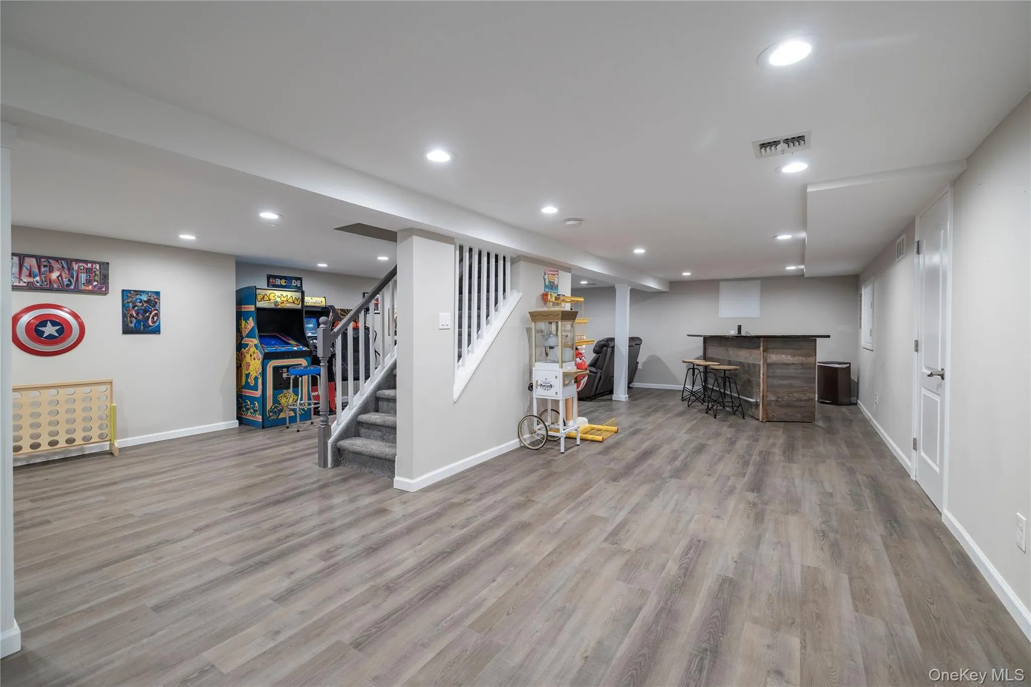 4 Crabapple Court, Brookhaven, NY, 6 Bedrooms Bedrooms, 10 Rooms Rooms,2 BathroomsBathrooms,Residential,For Rent,Crabapple,0,1001121 4 Crabapple Court, Brookhaven, NY, 6 Bedrooms Bedrooms, 10 Rooms Rooms,2 BathroomsBathrooms,Residential,For Rent,Crabapple,0,1001121
