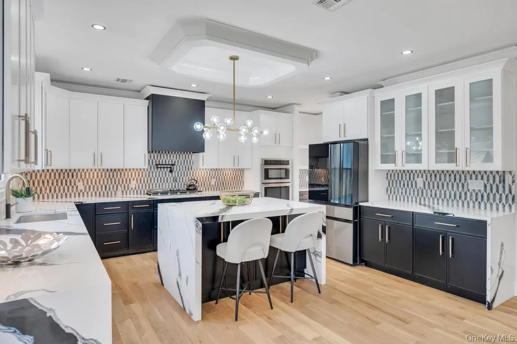 14 Eve Lane, Hempstead, NY, 5 Bedrooms Bedrooms, 12 Rooms Rooms,5 BathroomsBathrooms,Residential,For Rent,Eve,0,1001122 14 Eve Lane, Hempstead, NY, 5 Bedrooms Bedrooms, 12 Rooms Rooms,5 BathroomsBathrooms,Residential,For Rent,Eve,0,1001122
