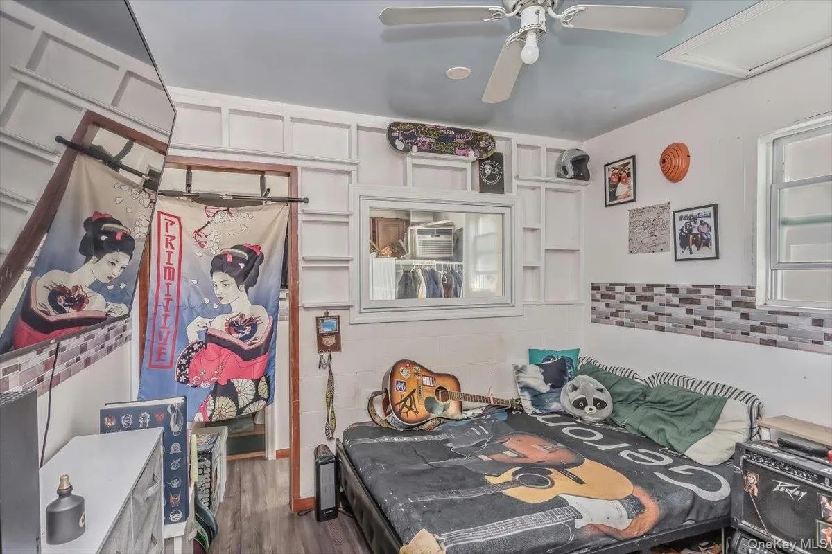 14 Lurcott Lane, Islip, NY, 5 Bedrooms Bedrooms, 9 Rooms Rooms,2 BathroomsBathrooms,Residential,For Rent,Lurcott,0,1001125 14 Lurcott Lane, Islip, NY, 5 Bedrooms Bedrooms, 9 Rooms Rooms,2 BathroomsBathrooms,Residential,For Rent,Lurcott,0,1001125