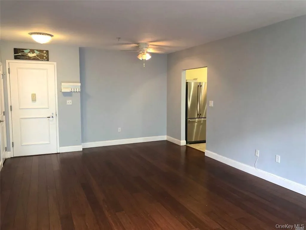 130 Post Avenue, North Hempstead, NY, 1 Bedroom Bedrooms, 3 Rooms Rooms,1 BathroomBathrooms,Residential,For Rent,Post,0,1001126 130 Post Avenue, North Hempstead, NY, 1 Bedroom Bedrooms, 3 Rooms Rooms,1 BathroomBathrooms,Residential,For Rent,Post,0,1001126