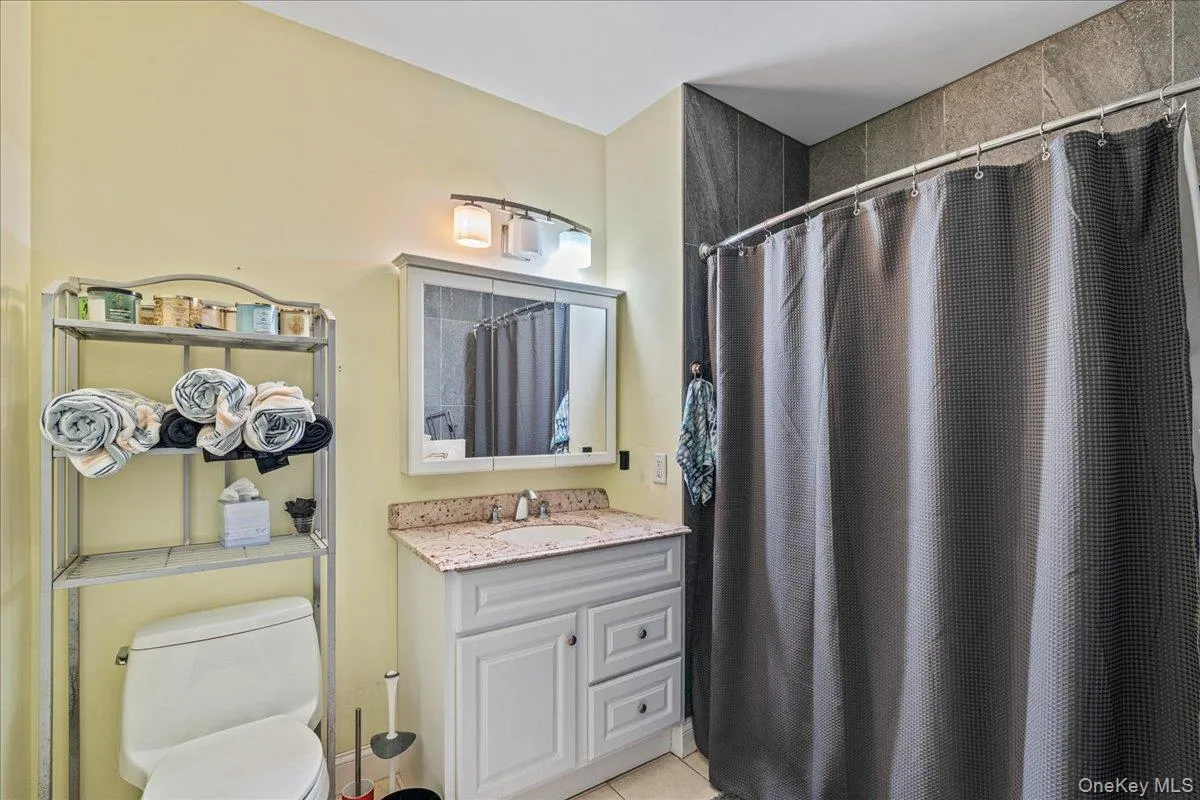 130 Post Avenue, North Hempstead, NY, 1 Bedroom Bedrooms, 3 Rooms Rooms,1 BathroomBathrooms,Residential,For Rent,Post,0,1001126 130 Post Avenue, North Hempstead, NY, 1 Bedroom Bedrooms, 3 Rooms Rooms,1 BathroomBathrooms,Residential,For Rent,Post,0,1001126