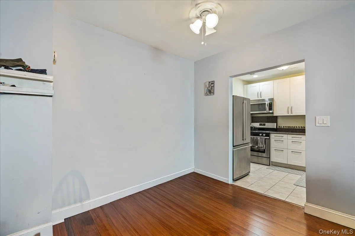 130 Post Avenue, North Hempstead, NY, 1 Bedroom Bedrooms, 3 Rooms Rooms,1 BathroomBathrooms,Residential,For Rent,Post,0,1001126 130 Post Avenue, North Hempstead, NY, 1 Bedroom Bedrooms, 3 Rooms Rooms,1 BathroomBathrooms,Residential,For Rent,Post,0,1001126
