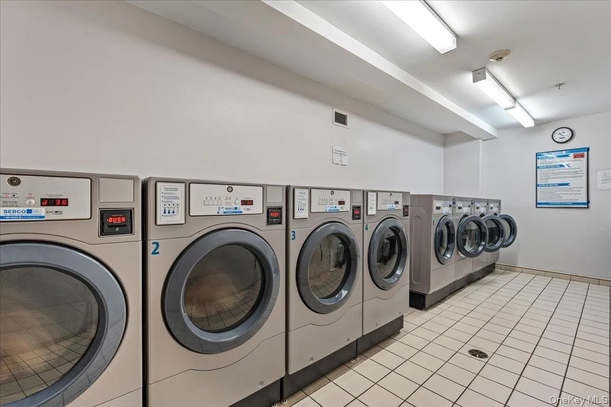 130 Post Avenue, North Hempstead, NY, 1 Bedroom Bedrooms, 3 Rooms Rooms,1 BathroomBathrooms,Residential,For Rent,Post,0,1001126 130 Post Avenue, North Hempstead, NY, 1 Bedroom Bedrooms, 3 Rooms Rooms,1 BathroomBathrooms,Residential,For Rent,Post,0,1001126