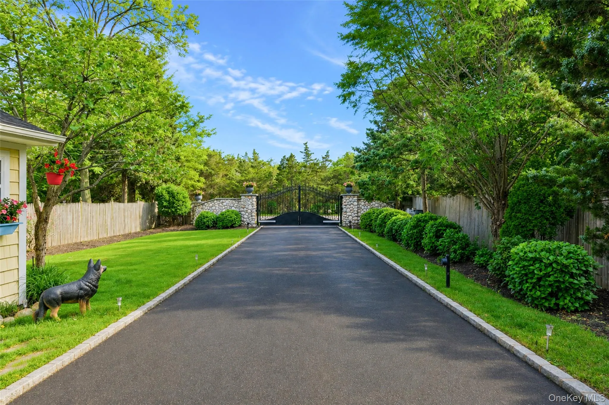 136 Asharoken Avenue, Huntington, NY, 3 Bedrooms Bedrooms, 6 Rooms Rooms,3 BathroomsBathrooms,Residential,For Rent,Asharoken,0,1001132 136 Asharoken Avenue, Huntington, NY, 3 Bedrooms Bedrooms, 6 Rooms Rooms,3 BathroomsBathrooms,Residential,For Rent,Asharoken,0,1001132