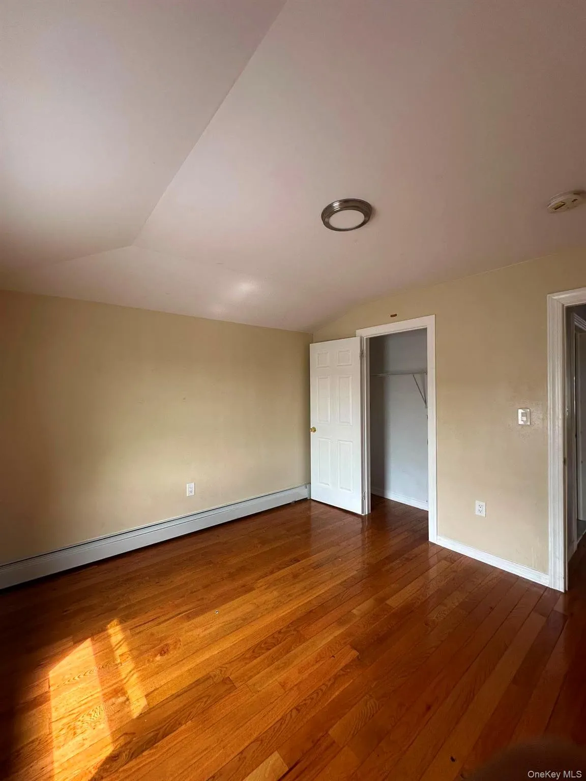 20120 120th Avenue, New York, NY, 3 Bedrooms Bedrooms, 6 Rooms Rooms,2 BathroomsBathrooms,Residential Lease,For Rent,120th,0,1001137 20120 120th Avenue, New York, NY, 3 Bedrooms Bedrooms, 6 Rooms Rooms,2 BathroomsBathrooms,Residential Lease,For Rent,120th,0,1001137