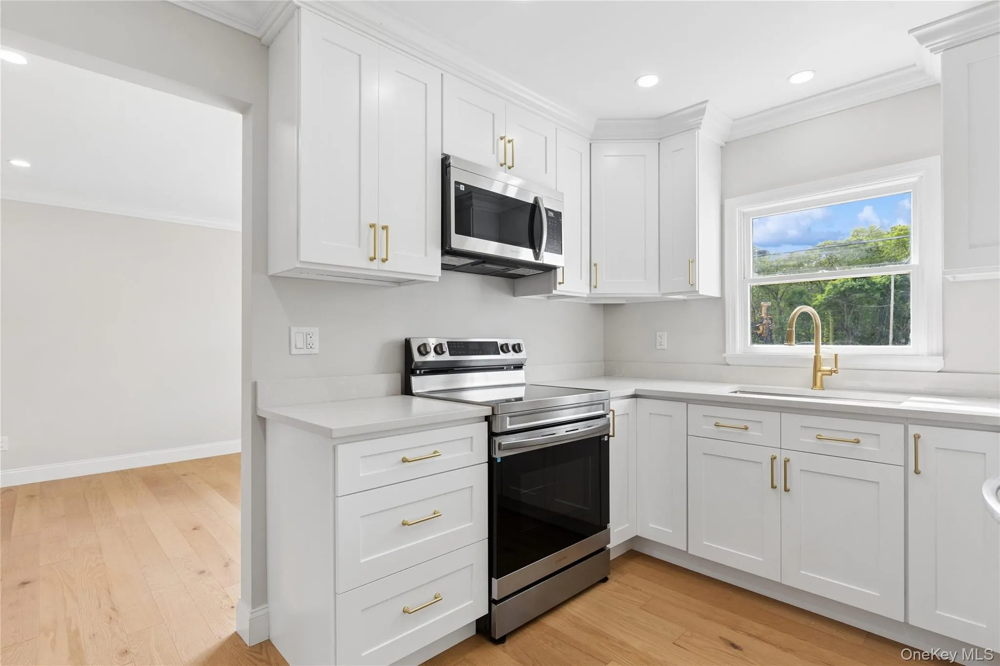4 Blackwell Lane, Brookhaven, NY, 5 Bedrooms Bedrooms, 9 Rooms Rooms,3 BathroomsBathrooms,Residential,For Rent,Blackwell,0,1001141 4 Blackwell Lane, Brookhaven, NY, 5 Bedrooms Bedrooms, 9 Rooms Rooms,3 BathroomsBathrooms,Residential,For Rent,Blackwell,0,1001141