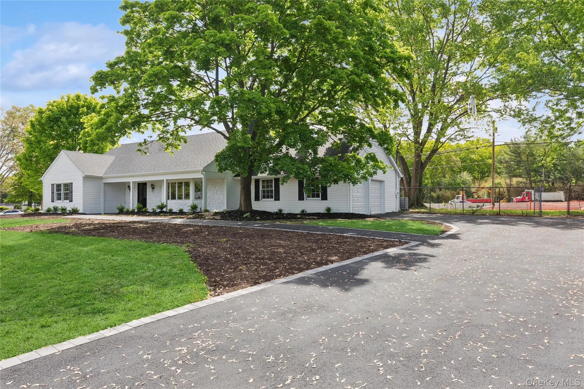 4 Blackwell Lane, Brookhaven, NY, 5 Bedrooms Bedrooms, 9 Rooms Rooms,3 BathroomsBathrooms,Residential,For Rent,Blackwell,0,1001141 4 Blackwell Lane, Brookhaven, NY, 5 Bedrooms Bedrooms, 9 Rooms Rooms,3 BathroomsBathrooms,Residential,For Rent,Blackwell,0,1001141