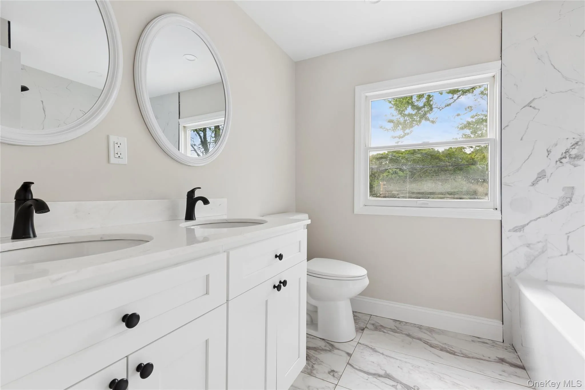 4 Blackwell Lane, Brookhaven, NY, 5 Bedrooms Bedrooms, 9 Rooms Rooms,3 BathroomsBathrooms,Residential,For Rent,Blackwell,0,1001141 4 Blackwell Lane, Brookhaven, NY, 5 Bedrooms Bedrooms, 9 Rooms Rooms,3 BathroomsBathrooms,Residential,For Rent,Blackwell,0,1001141