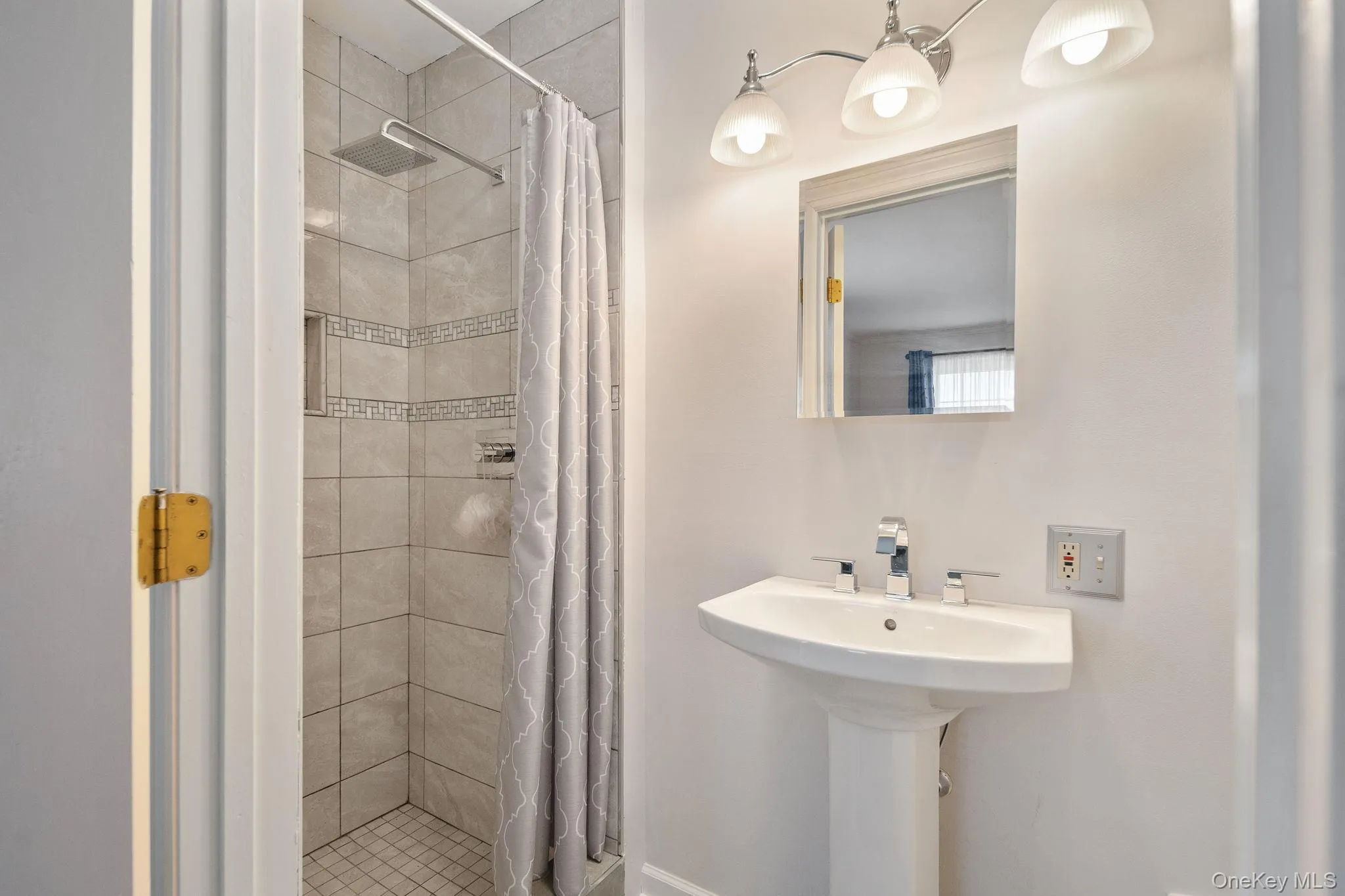 149 Thomas Road, Out Of Area, NY, 5 Bedrooms Bedrooms, 14 Rooms Rooms,4 BathroomsBathrooms,Residential Sale,For Rent,Thomas,0,1001145 149 Thomas Road, Out Of Area, NY, 5 Bedrooms Bedrooms, 14 Rooms Rooms,4 BathroomsBathrooms,Residential Sale,For Rent,Thomas,0,1001145