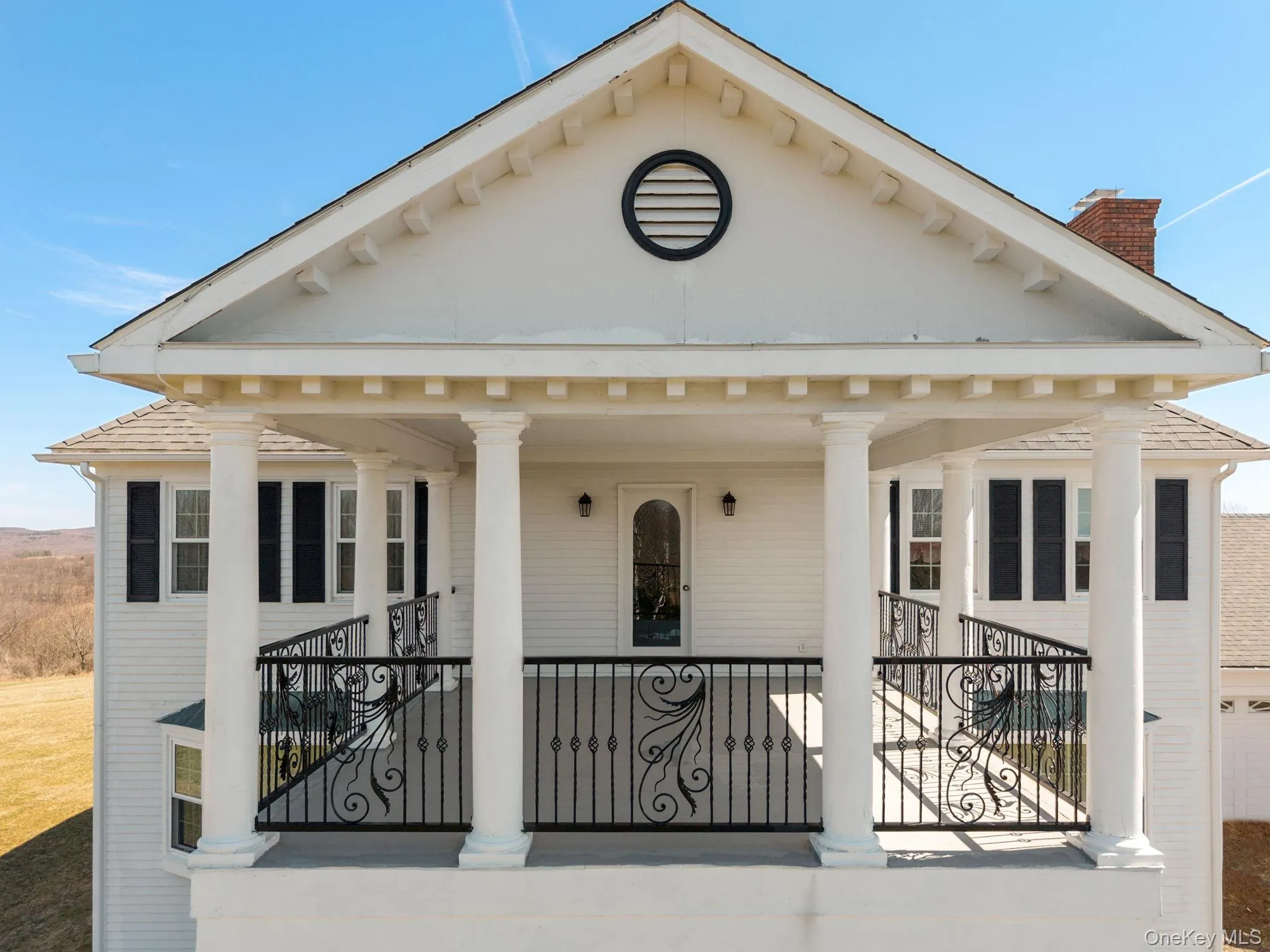Second Floor Porch with views! Second Floor Porch with views!
