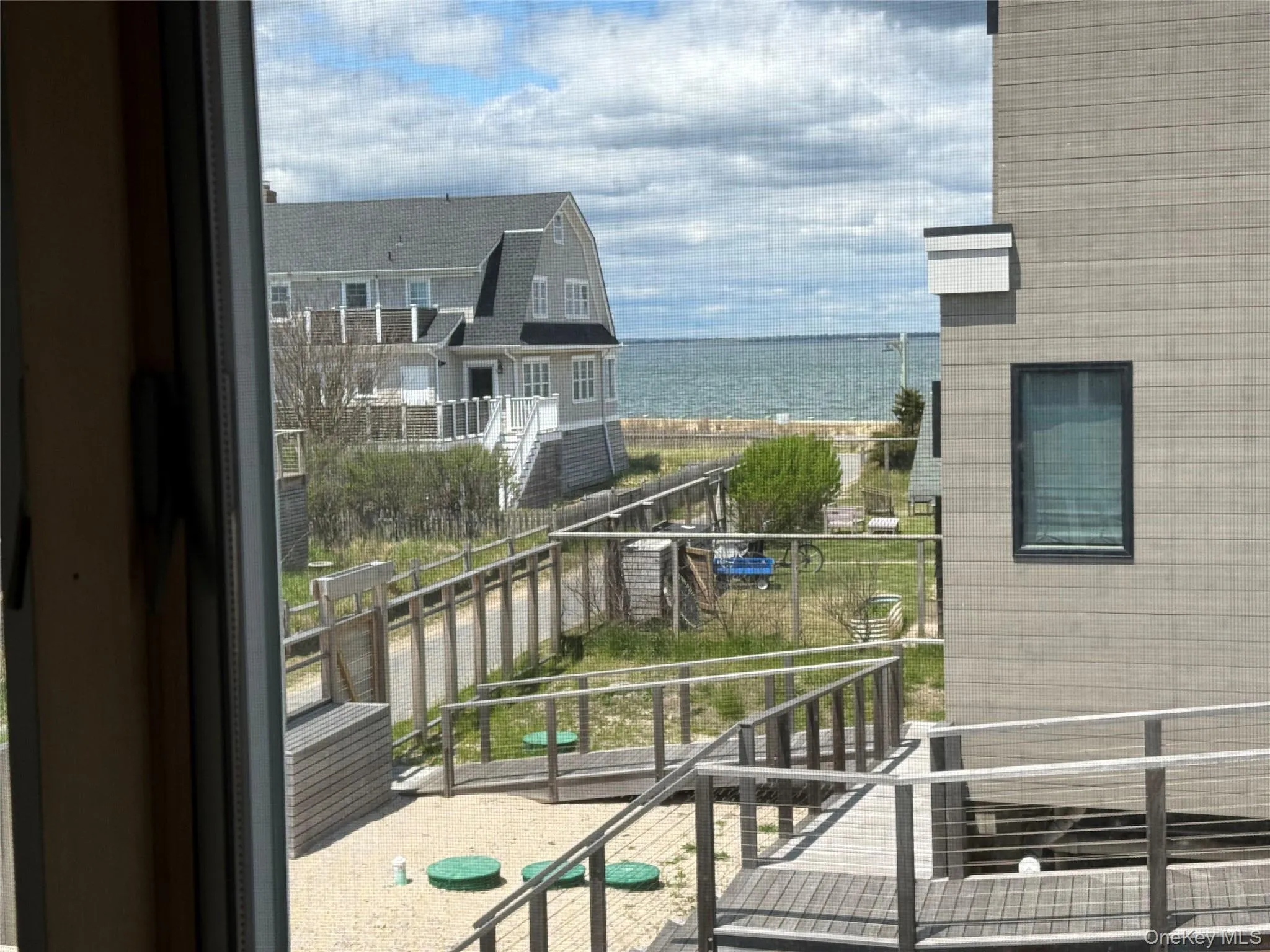 6 Atlantic Avenue, Islip, NY, 4 Bedrooms Bedrooms, 7 Rooms Rooms,2 BathroomsBathrooms,Residential,For Rent,Atlantic,0,1001150 6 Atlantic Avenue, Islip, NY, 4 Bedrooms Bedrooms, 7 Rooms Rooms,2 BathroomsBathrooms,Residential,For Rent,Atlantic,0,1001150
