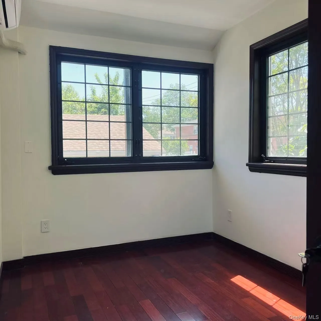 6339 136th Street, New York, NY, 3 Bedrooms Bedrooms, 4 Rooms Rooms,2 BathroomsBathrooms,Residential Lease,For Rent,136th,0,1001151 6339 136th Street, New York, NY, 3 Bedrooms Bedrooms, 4 Rooms Rooms,2 BathroomsBathrooms,Residential Lease,For Rent,136th,0,1001151