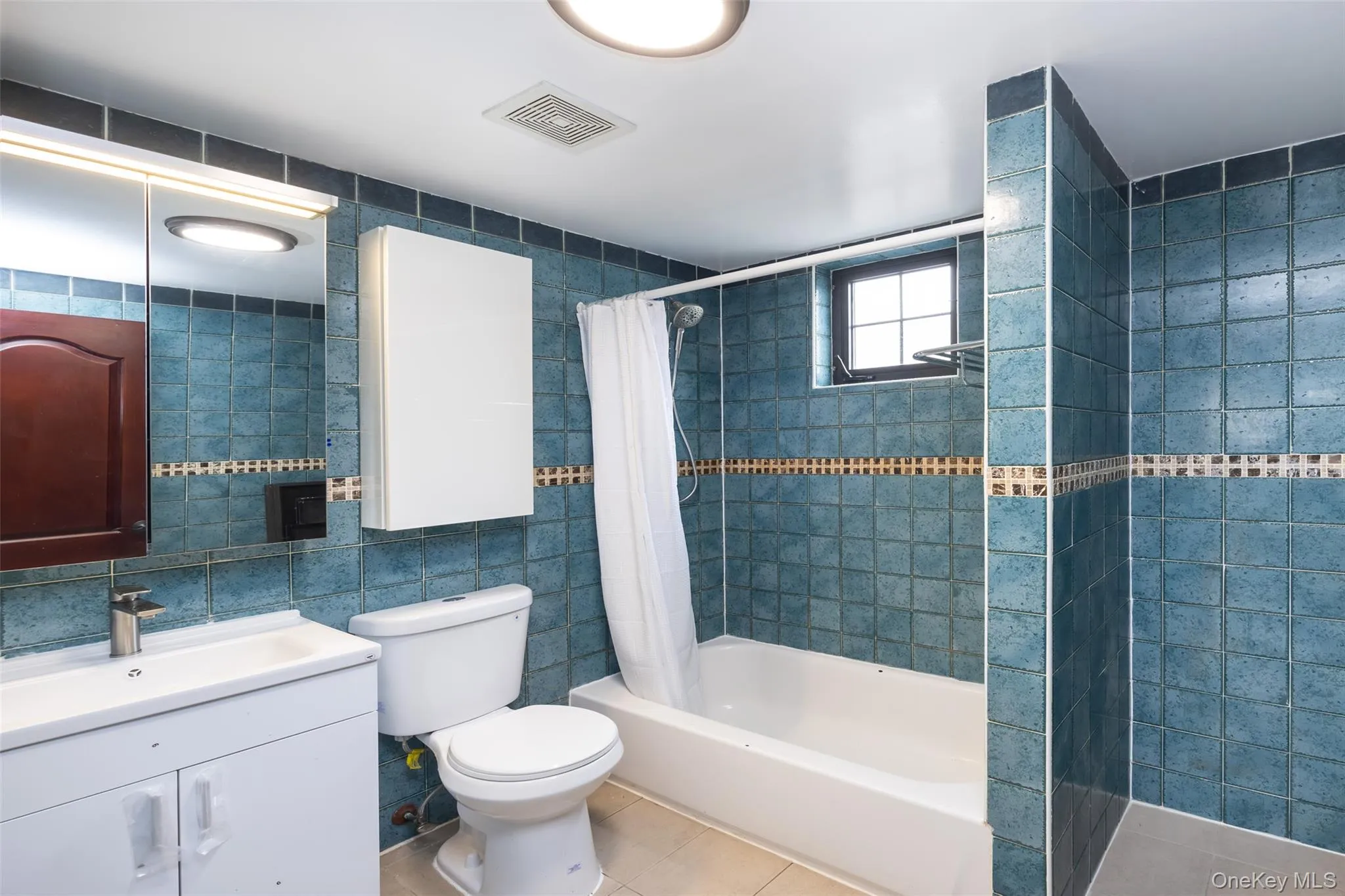 6339 136th Street, New York, NY, 3 Bedrooms Bedrooms, 4 Rooms Rooms,2 BathroomsBathrooms,Residential Lease,For Rent,136th,0,1001151 6339 136th Street, New York, NY, 3 Bedrooms Bedrooms, 4 Rooms Rooms,2 BathroomsBathrooms,Residential Lease,For Rent,136th,0,1001151