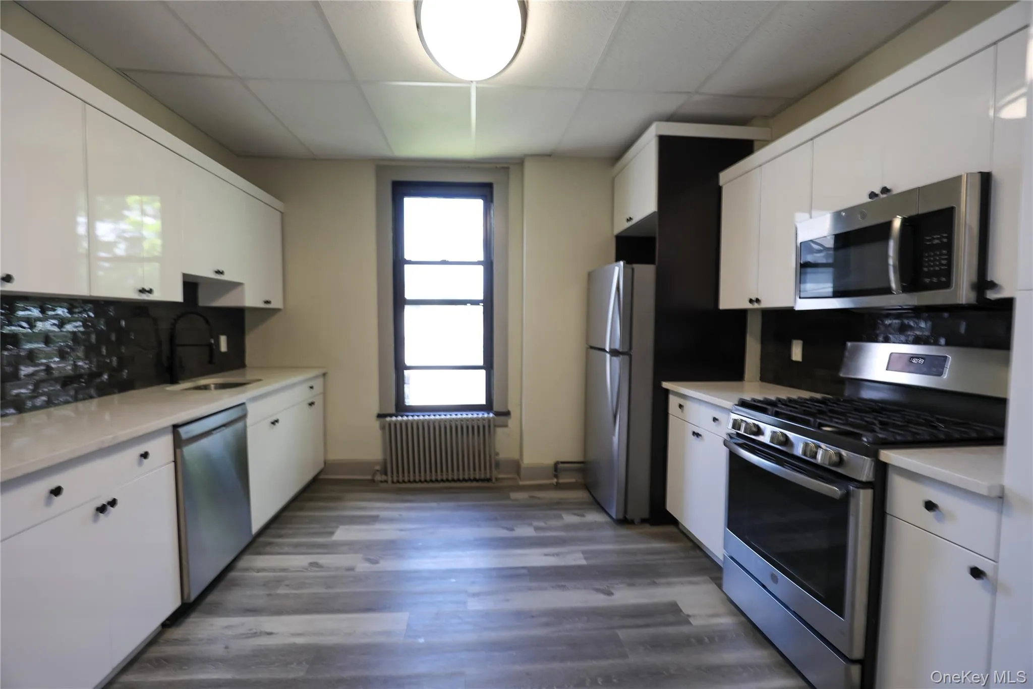 141 Saint James Street, Kingston, NY, 1 Bedroom Bedrooms, 3 Rooms Rooms,1 BathroomBathrooms,Residential Lease,For Rent,Saint James,0,1001153 141 Saint James Street, Kingston, NY, 1 Bedroom Bedrooms, 3 Rooms Rooms,1 BathroomBathrooms,Residential Lease,For Rent,Saint James,0,1001153