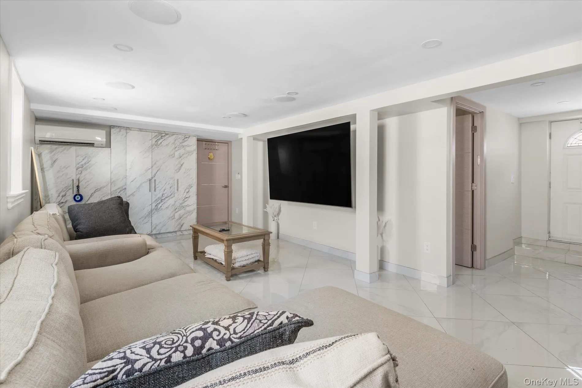 161-28 98th Street, New York, NY, 5 Bedrooms Bedrooms, 8 Rooms Rooms,2 BathroomsBathrooms,Residential,For Rent,98th,0,1001156 161-28 98th Street, New York, NY, 5 Bedrooms Bedrooms, 8 Rooms Rooms,2 BathroomsBathrooms,Residential,For Rent,98th,0,1001156