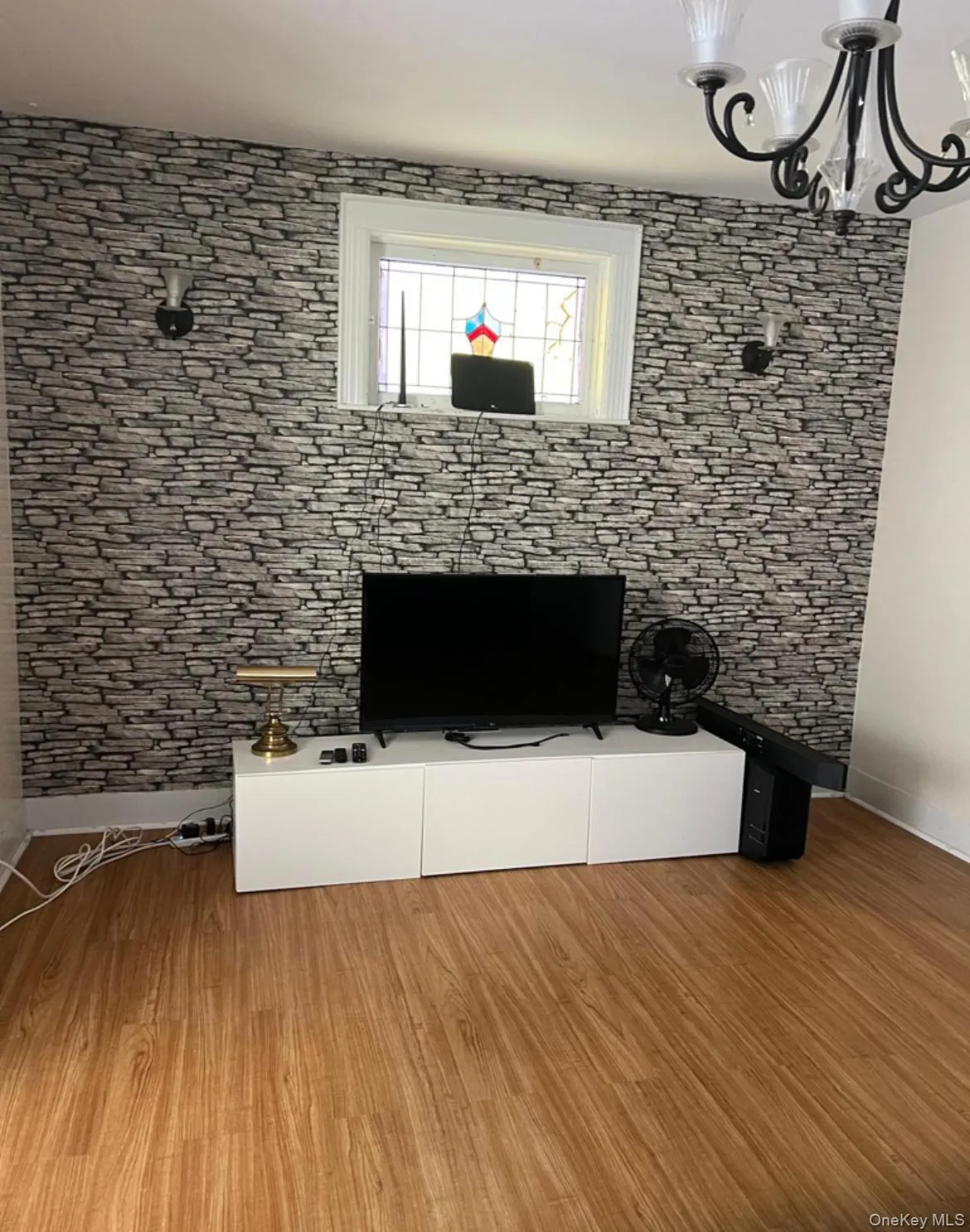 111-33 131st Street, New York, NY, 3 Bedrooms Bedrooms, 6 Rooms Rooms,1 BathroomBathrooms,Residential Sale,For Rent,131st,0,1001160 111-33 131st Street, New York, NY, 3 Bedrooms Bedrooms, 6 Rooms Rooms,1 BathroomBathrooms,Residential Sale,For Rent,131st,0,1001160