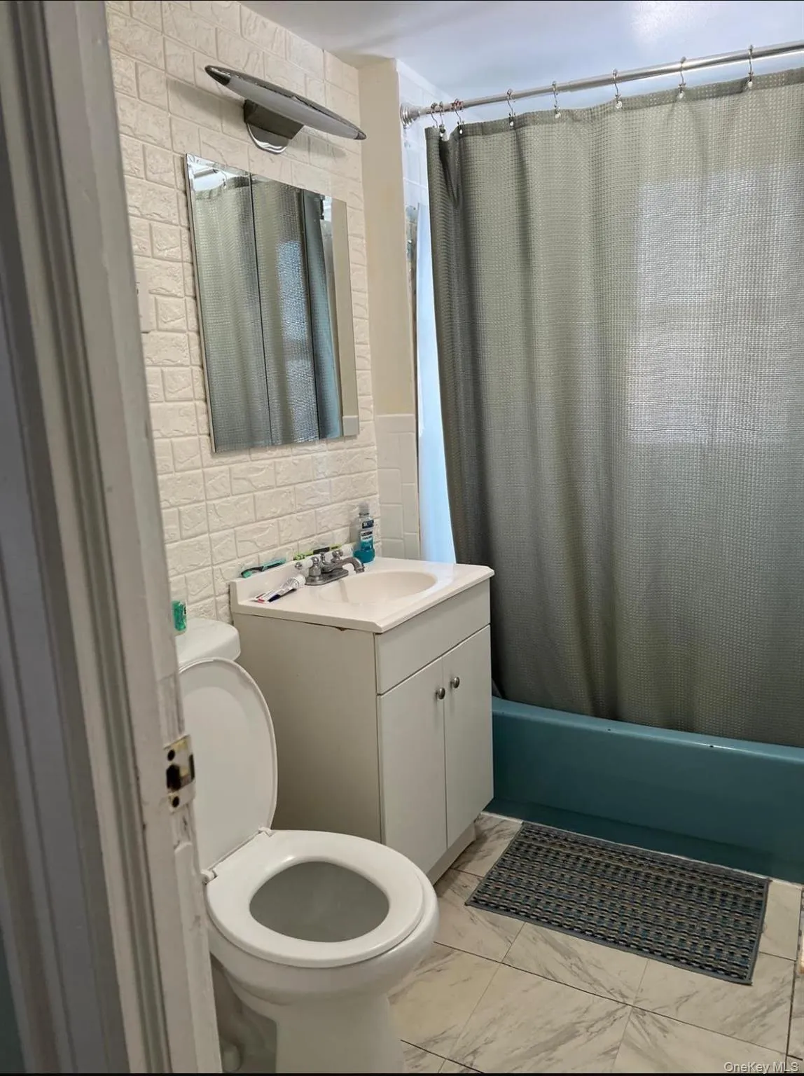 111-33 131st Street, New York, NY, 3 Bedrooms Bedrooms, 6 Rooms Rooms,1 BathroomBathrooms,Residential Sale,For Rent,131st,0,1001160 111-33 131st Street, New York, NY, 3 Bedrooms Bedrooms, 6 Rooms Rooms,1 BathroomBathrooms,Residential Sale,For Rent,131st,0,1001160