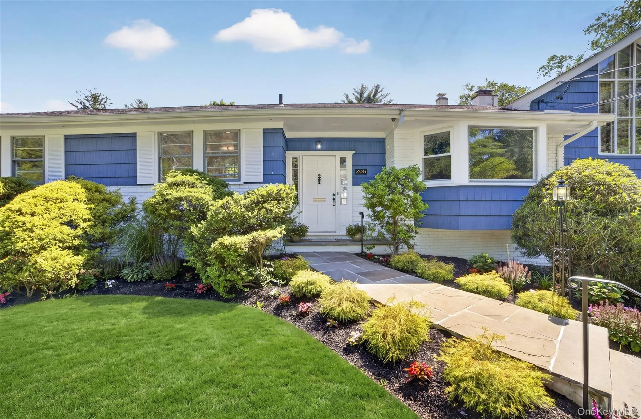 205 Soundview Avenue, White Plains, NY, 4 Bedrooms Bedrooms, 9 Rooms Rooms,4 BathroomsBathrooms,Residential,For Rent,Soundview,0,1001167 205 Soundview Avenue, White Plains, NY, 4 Bedrooms Bedrooms, 9 Rooms Rooms,4 BathroomsBathrooms,Residential,For Rent,Soundview,0,1001167