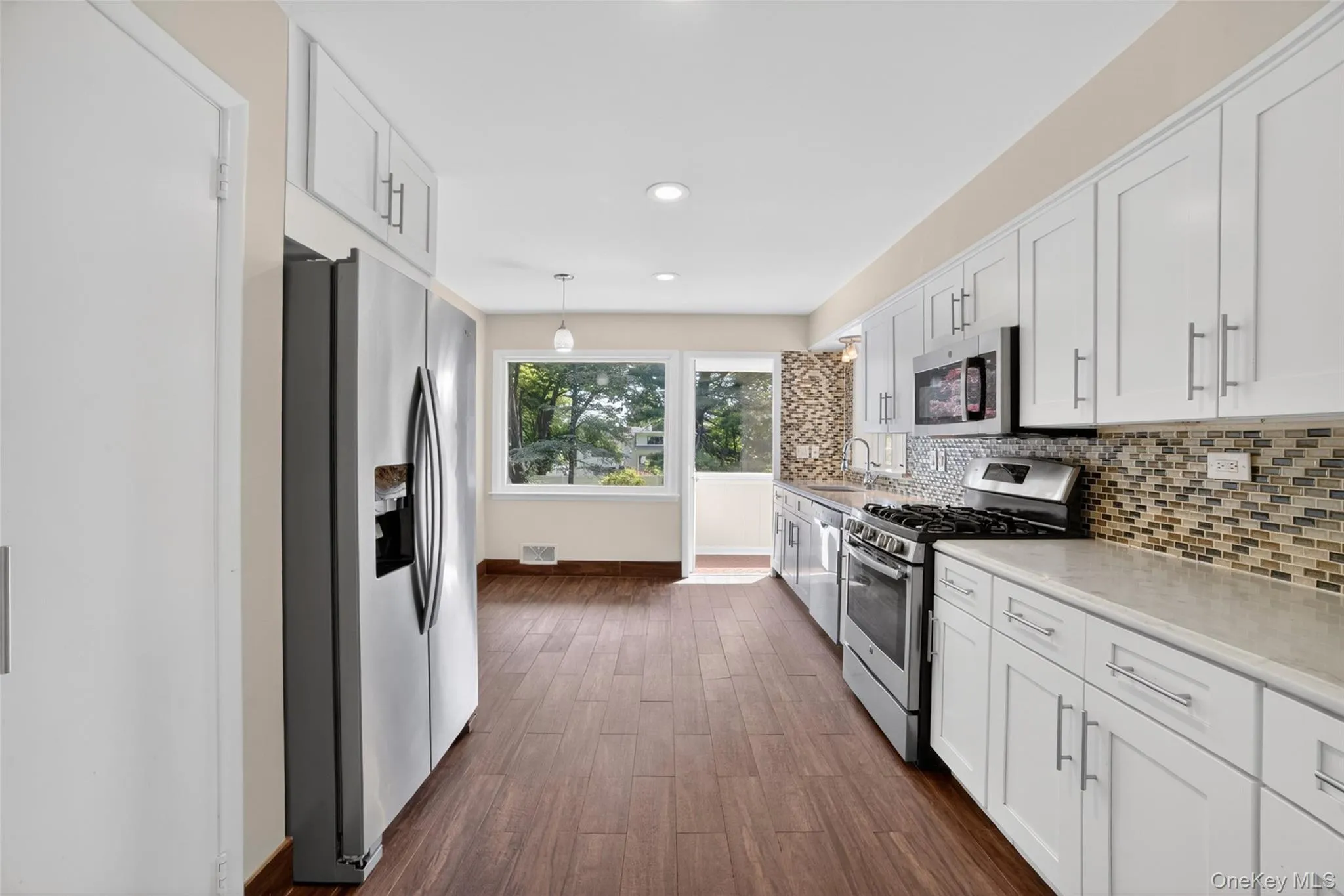 205 Soundview Avenue, White Plains, NY, 4 Bedrooms Bedrooms, 9 Rooms Rooms,4 BathroomsBathrooms,Residential,For Rent,Soundview,0,1001167 205 Soundview Avenue, White Plains, NY, 4 Bedrooms Bedrooms, 9 Rooms Rooms,4 BathroomsBathrooms,Residential,For Rent,Soundview,0,1001167