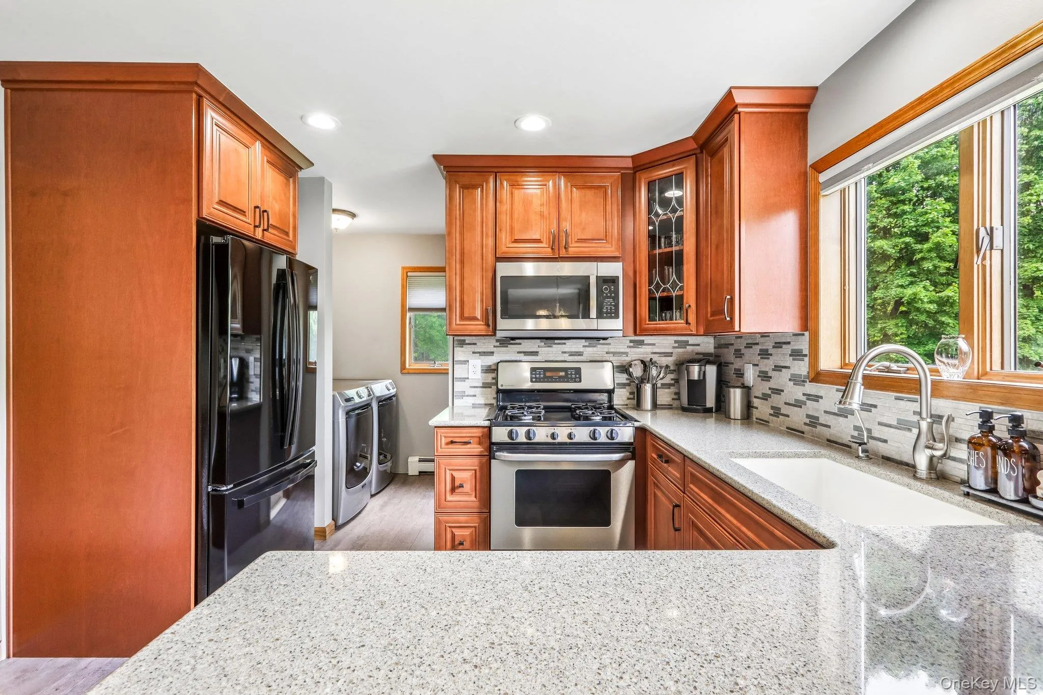 Offering stainless steel appliances Offering stainless steel appliances