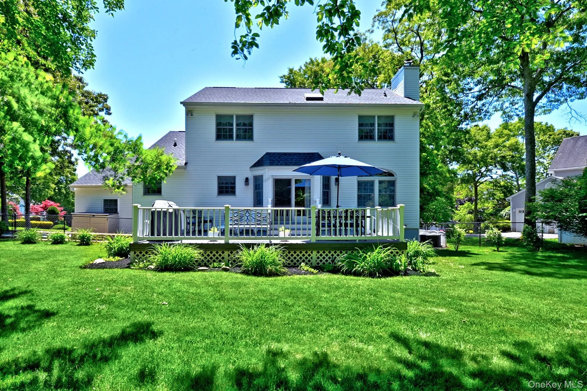 Spacious Property Over 1/2 Acre. There is a Wooded Buffer between the yard and the 17th Hole of the Rock Golf Course Spacious Property Over 1/2 Acre. There is a Wooded Buffer between the yard and the 17th Hole of the Rock Golf Course