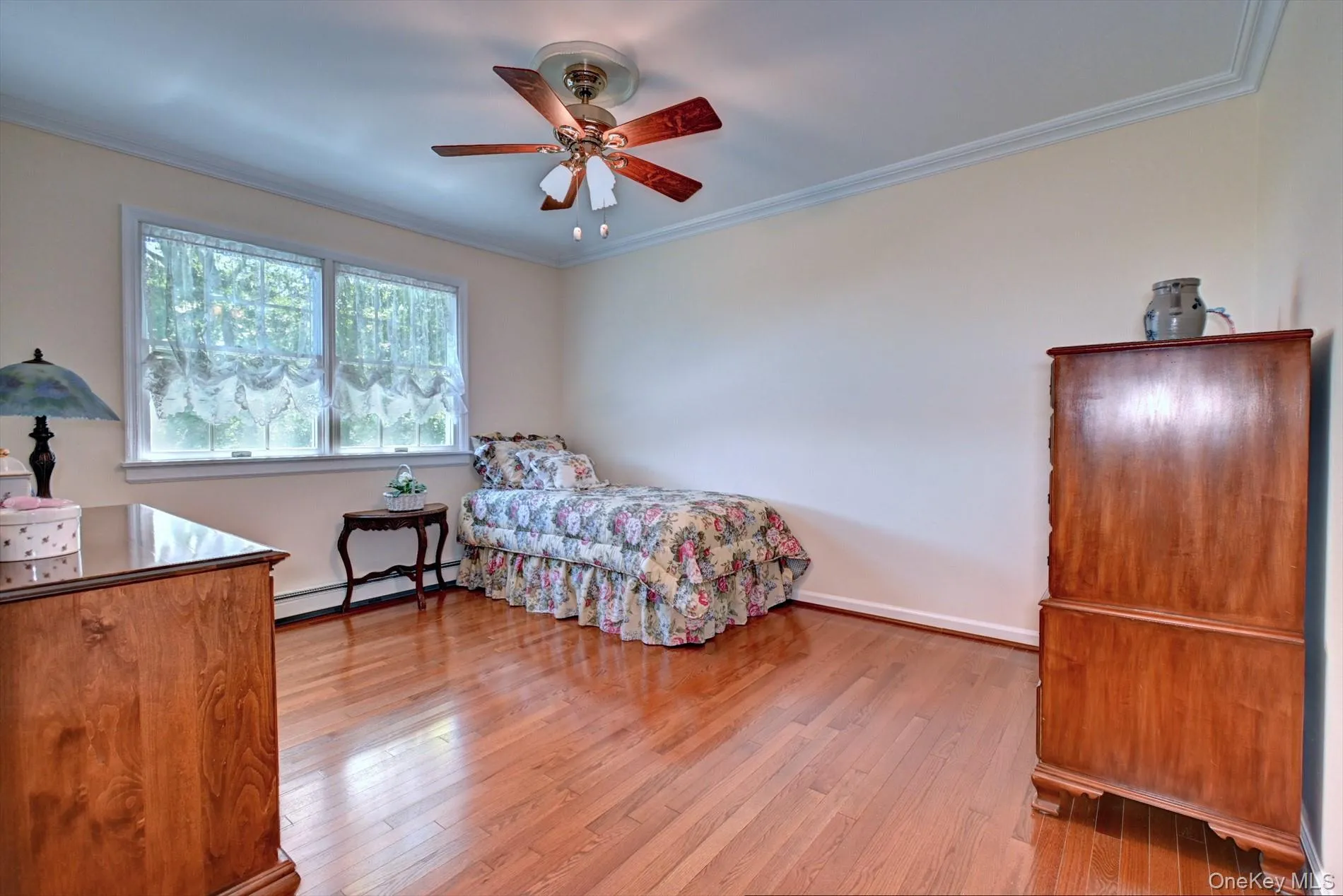 Guest Bedroom Crown Molding & Fan Guest Bedroom Crown Molding & Fan