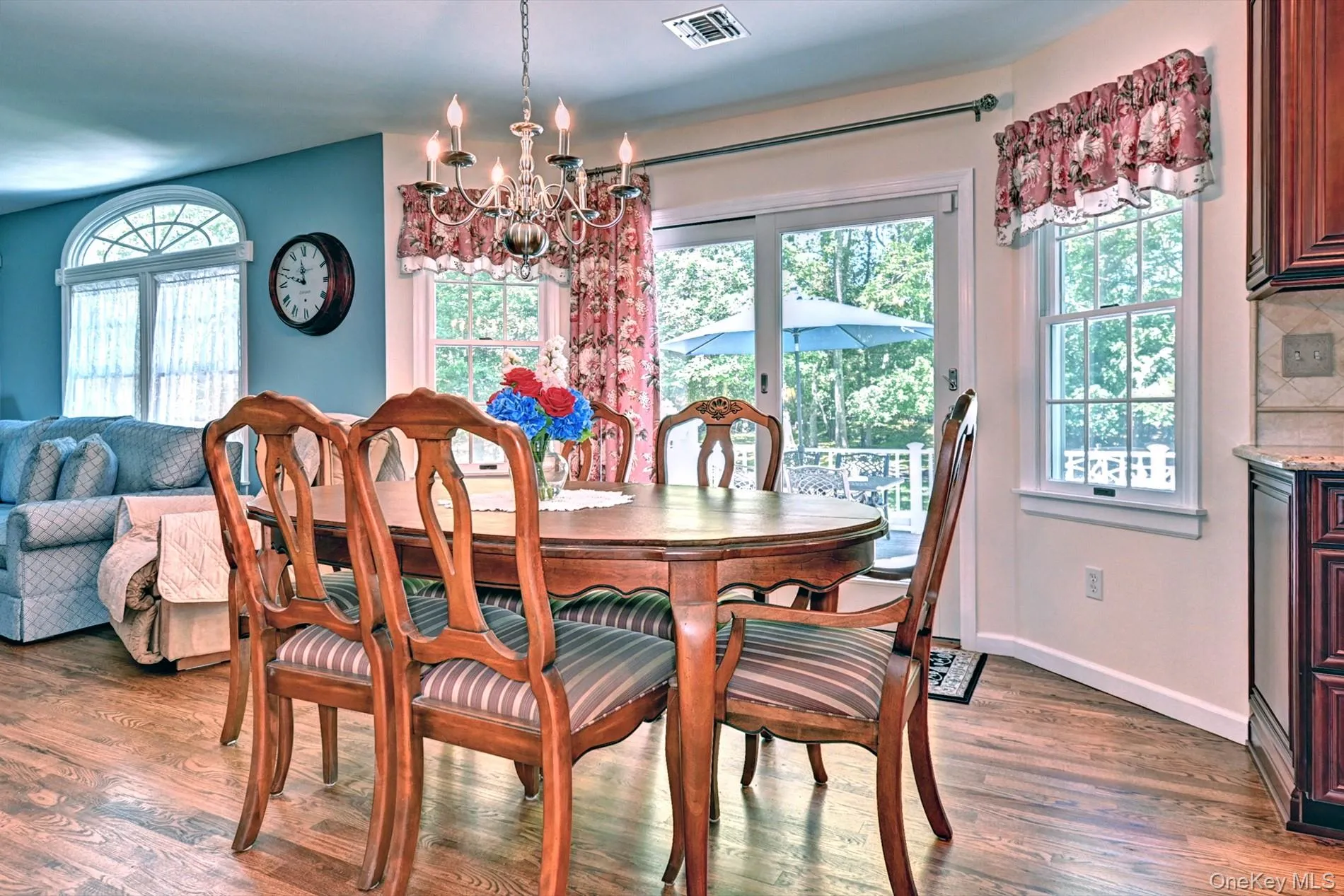 Beautiful Wood Floors, Hi Hats and Half Moon Windows Add lots of Natural Light Beautiful Wood Floors, Hi Hats and Half Moon Windows Add lots of Natural Light