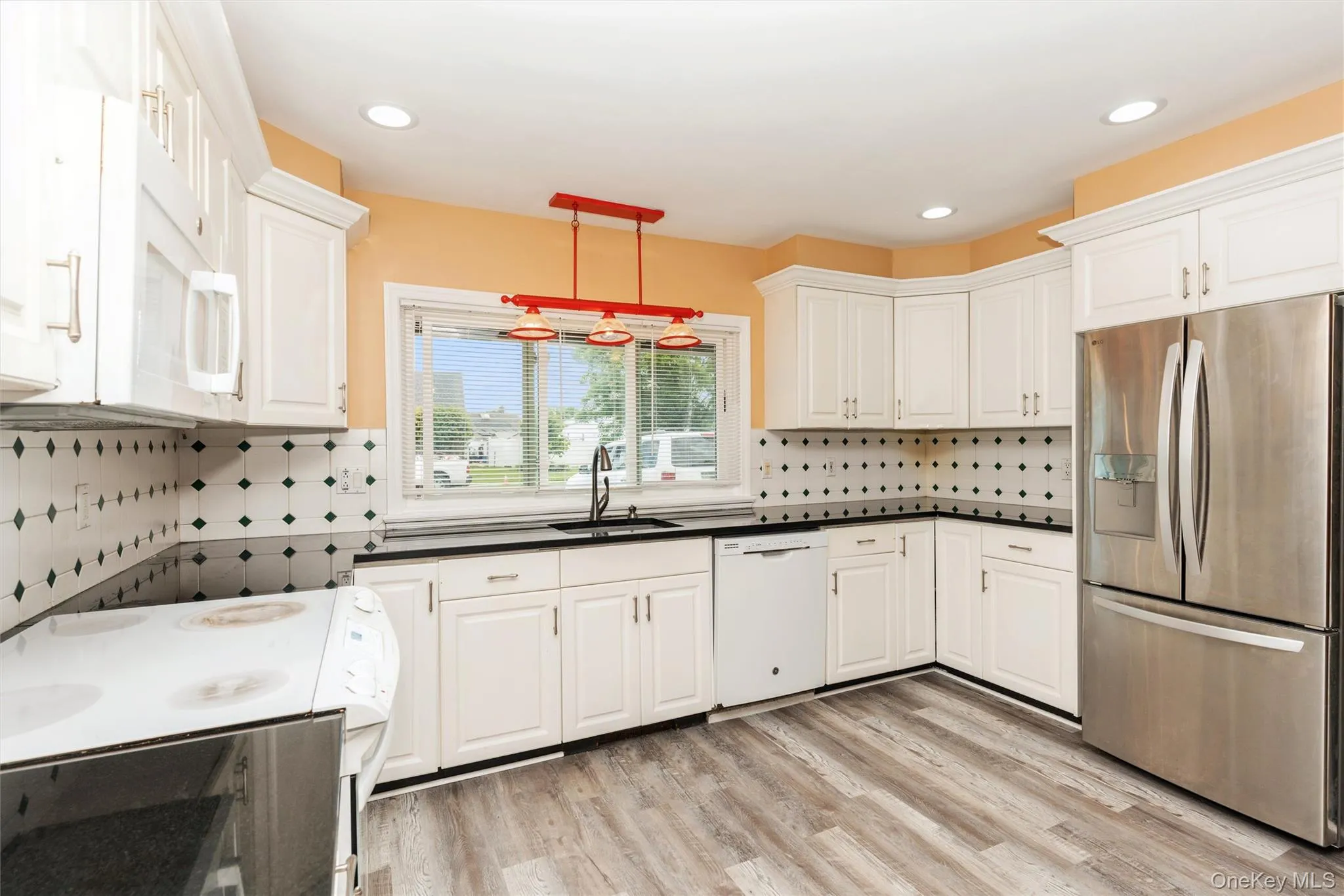 Full View w Updated Countertops Full View w Updated Countertops