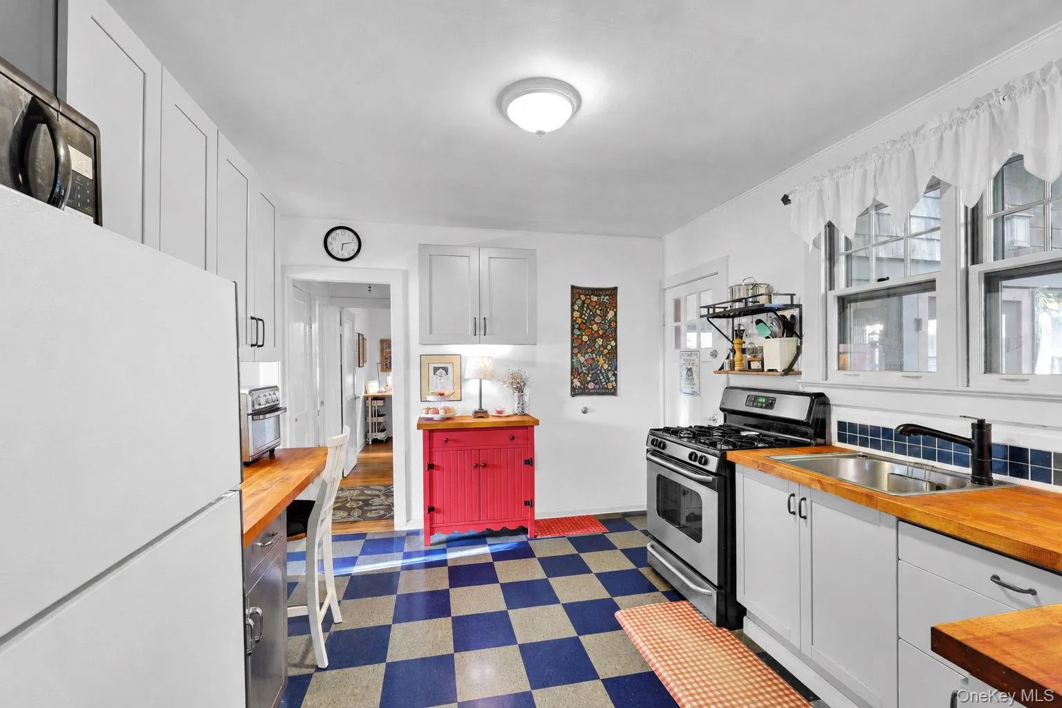 120 State Route 208, New Paltz, NY, 3 Bedrooms Bedrooms, 7 Rooms Rooms,2 BathroomsBathrooms,Residential,For Rent,State Route 208,0,1001174 120 State Route 208, New Paltz, NY, 3 Bedrooms Bedrooms, 7 Rooms Rooms,2 BathroomsBathrooms,Residential,For Rent,State Route 208,0,1001174