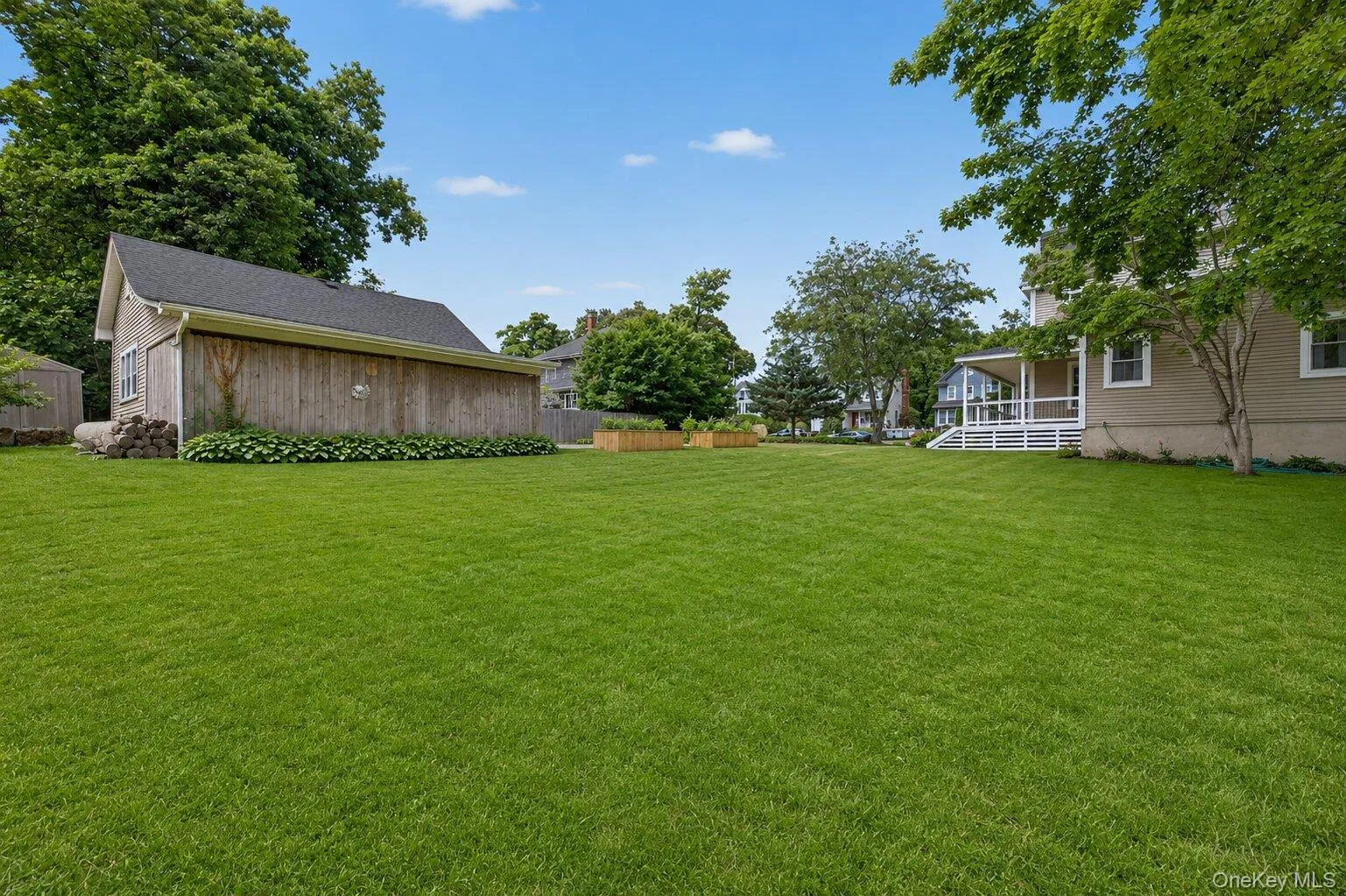 11 Gilbert Street, Huntington, NY, 3 Bedrooms Bedrooms, 8 Rooms Rooms,1 BathroomBathrooms,Residential,For Rent,Gilbert,0,1001173 11 Gilbert Street, Huntington, NY, 3 Bedrooms Bedrooms, 8 Rooms Rooms,1 BathroomBathrooms,Residential,For Rent,Gilbert,0,1001173