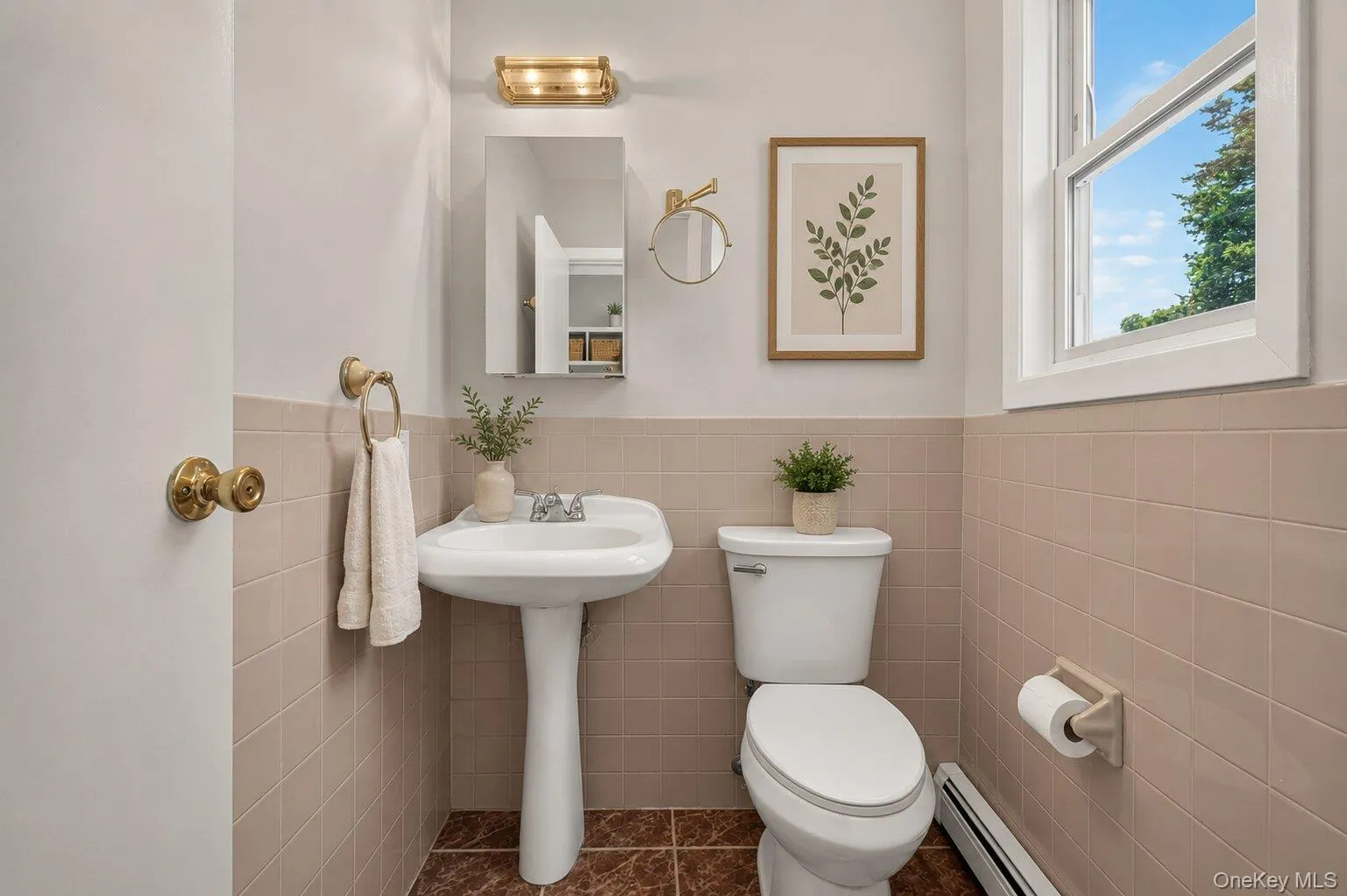 11 Gilbert Street, Huntington, NY, 3 Bedrooms Bedrooms, 8 Rooms Rooms,1 BathroomBathrooms,Residential,For Rent,Gilbert,0,1001173 11 Gilbert Street, Huntington, NY, 3 Bedrooms Bedrooms, 8 Rooms Rooms,1 BathroomBathrooms,Residential,For Rent,Gilbert,0,1001173