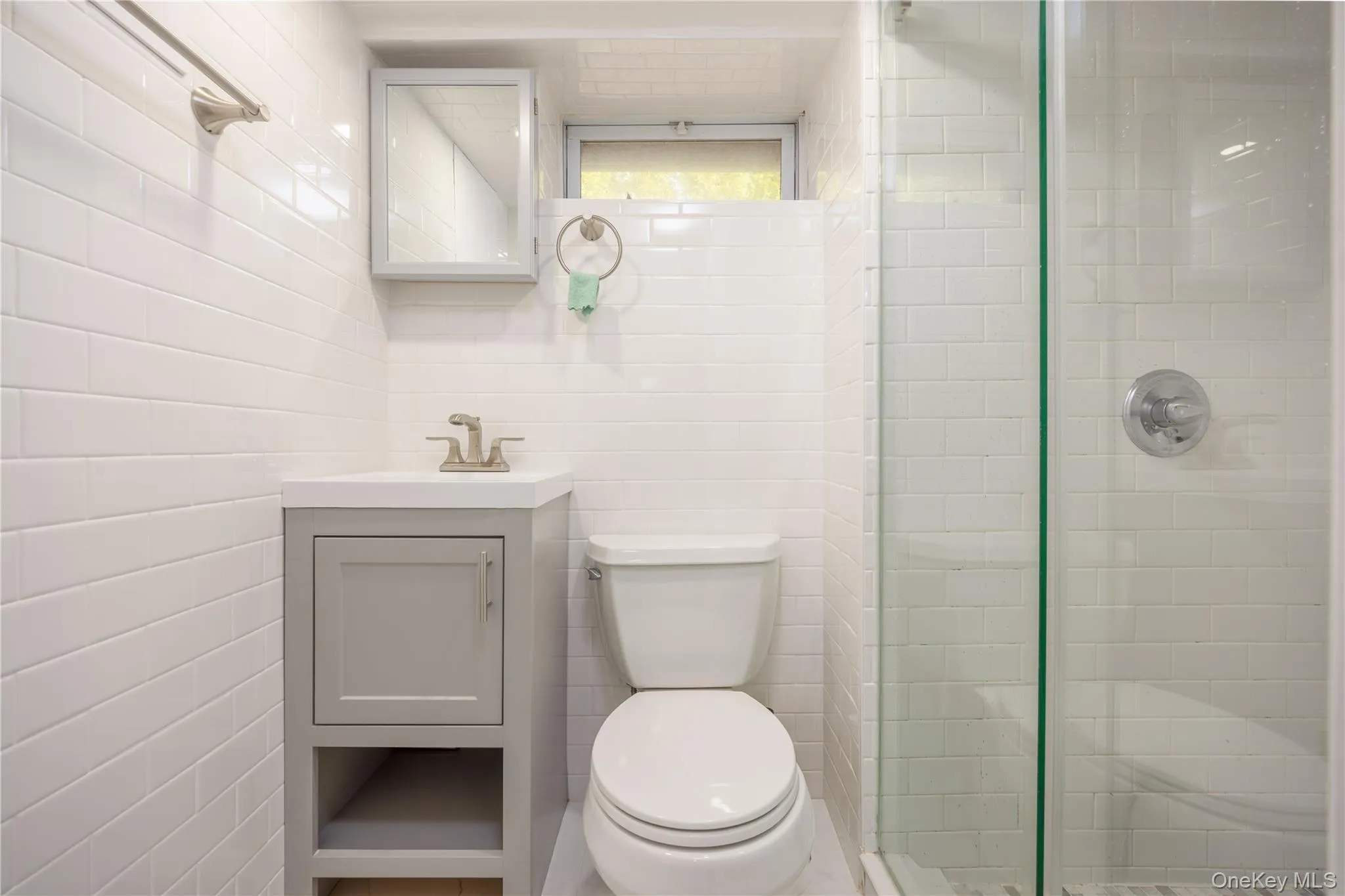 154 Bell Road, Scarsdale, NY, 3 Bedrooms Bedrooms, 7 Rooms Rooms,2 BathroomsBathrooms,Residential Lease,For Rent,Bell,0,1001176 154 Bell Road, Scarsdale, NY, 3 Bedrooms Bedrooms, 7 Rooms Rooms,2 BathroomsBathrooms,Residential Lease,For Rent,Bell,0,1001176